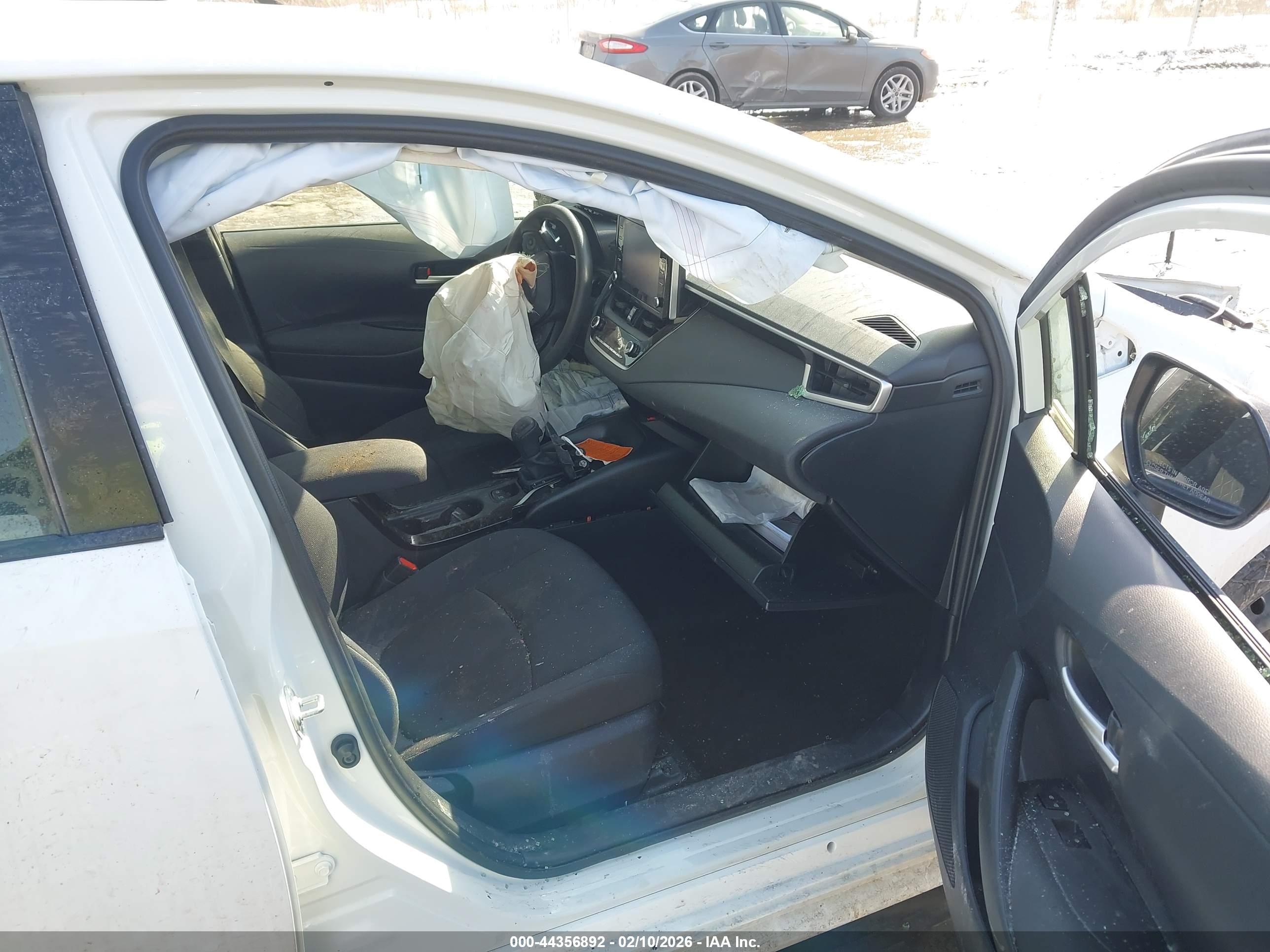 TOYOTA COROLLA image 5