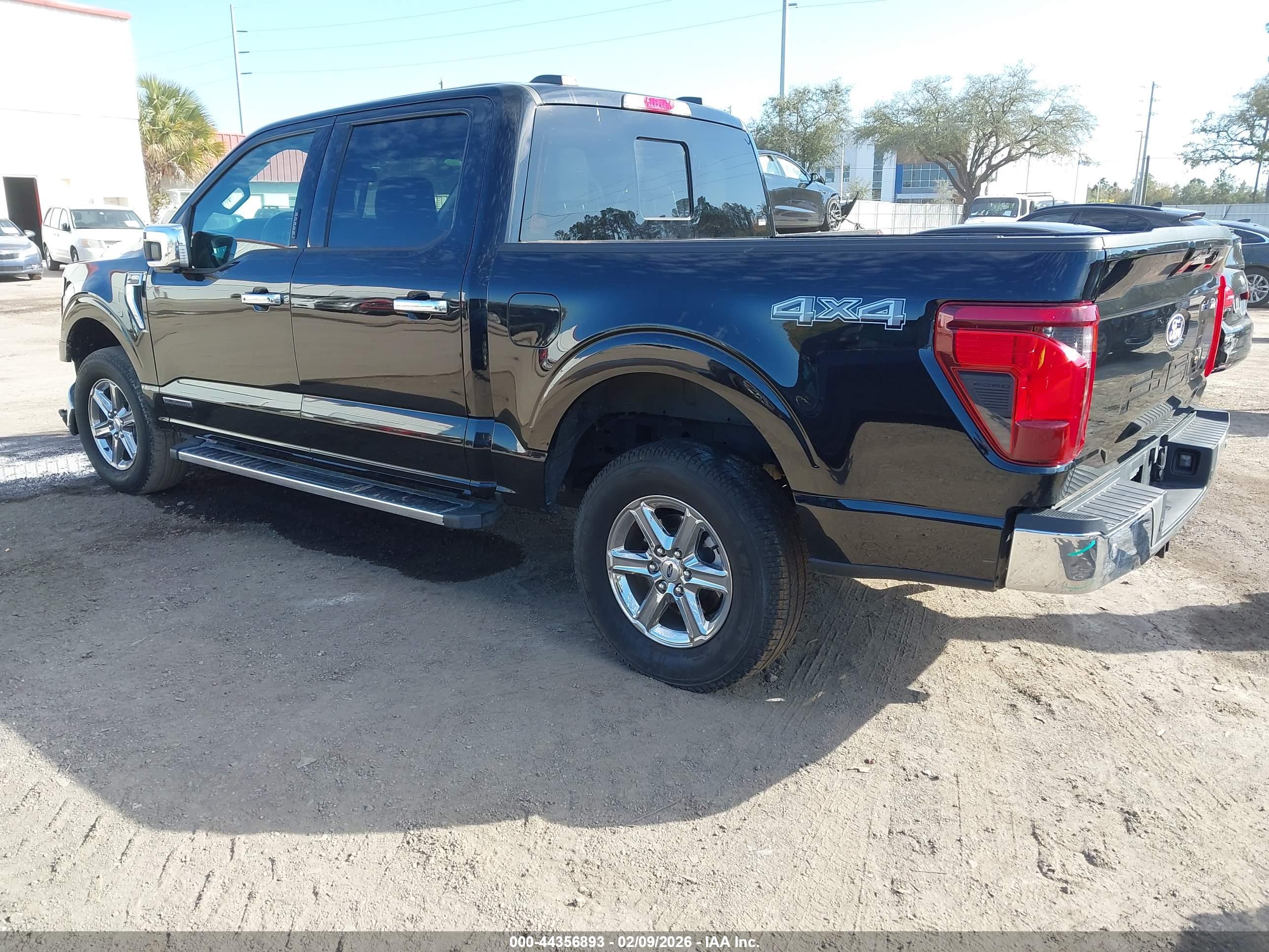 FORD F-150 image 3