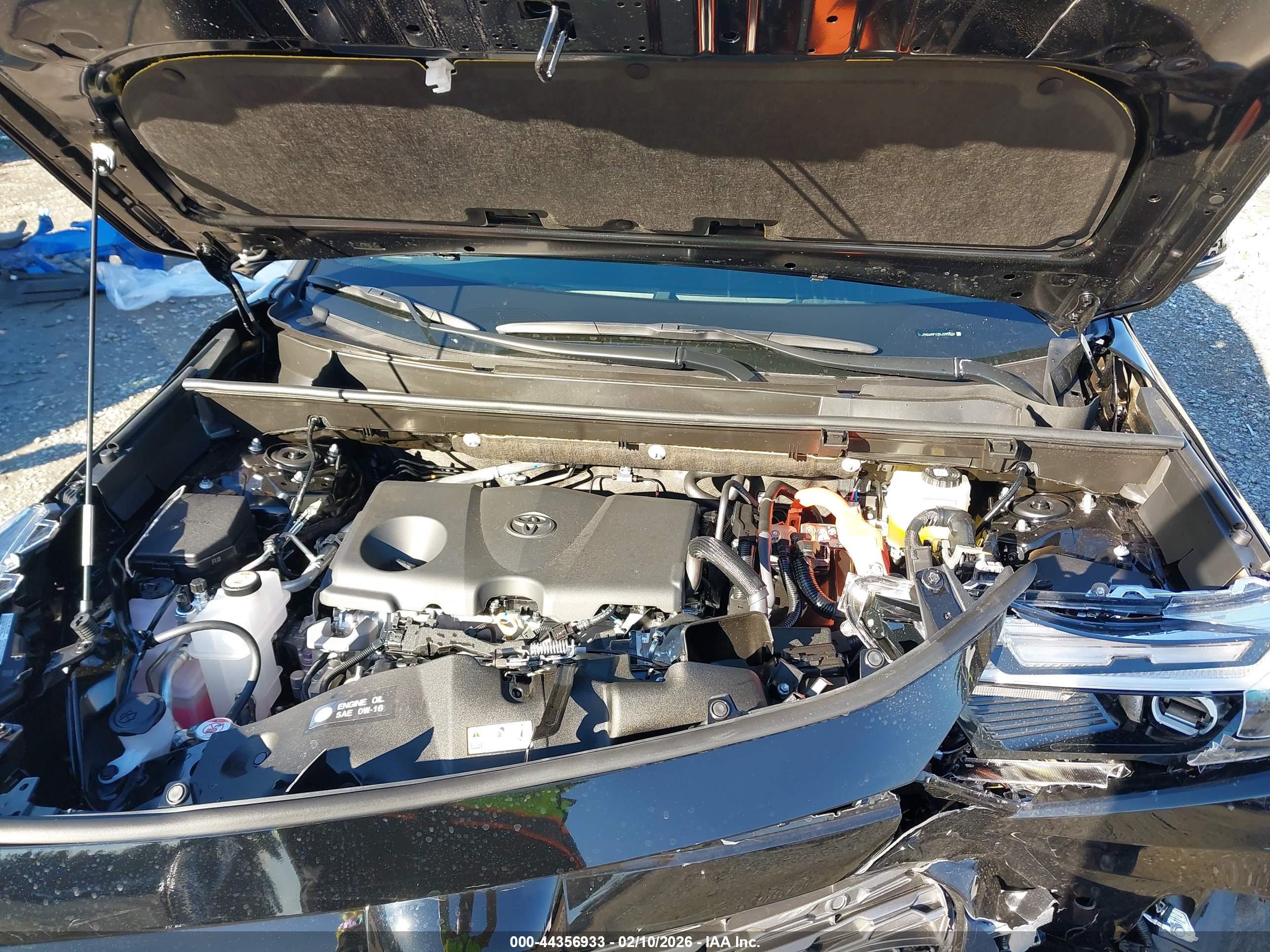 TOYOTA RAV4 image 10