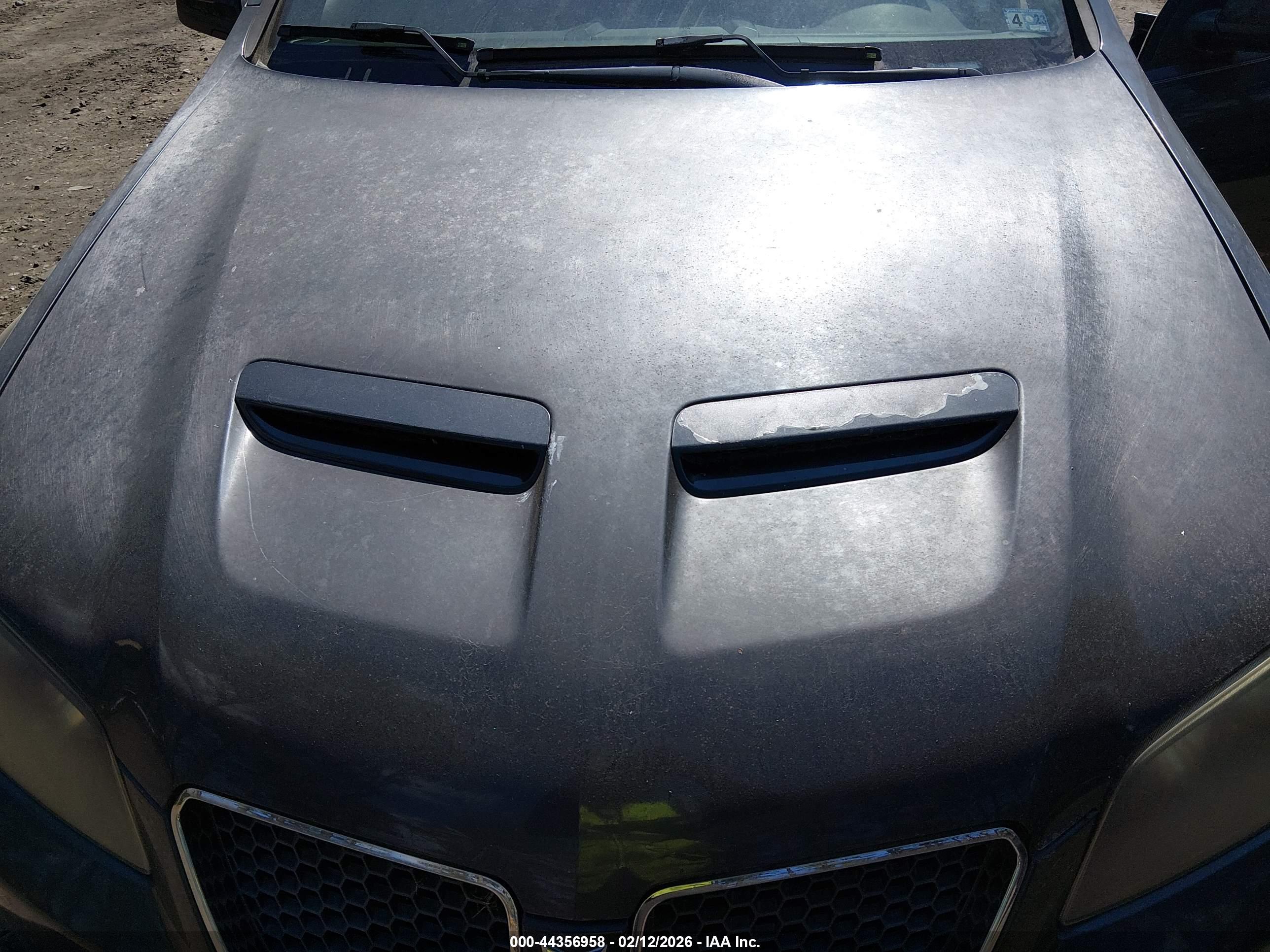PONTIAC G8 image 10