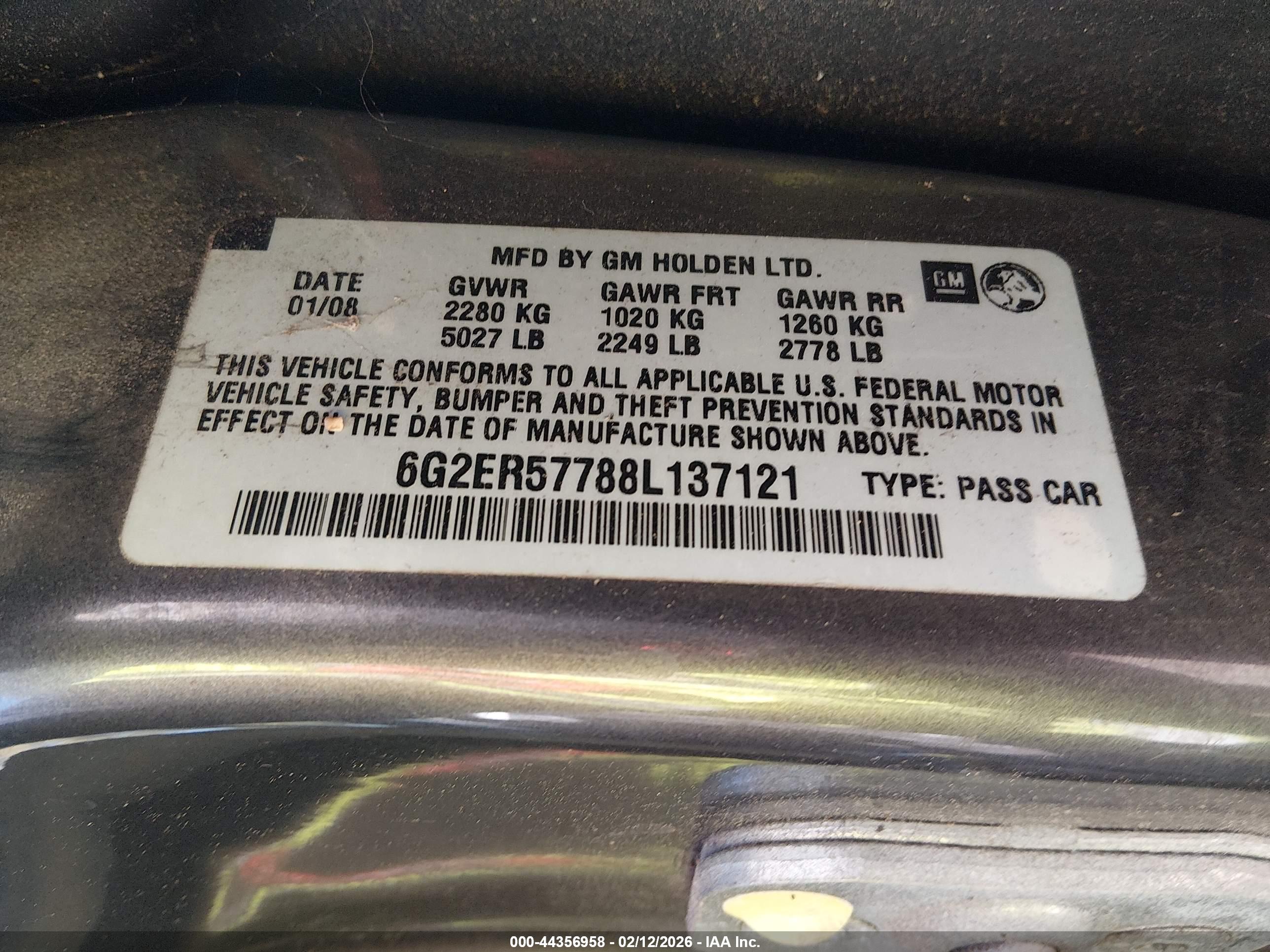 PONTIAC G8 image 9