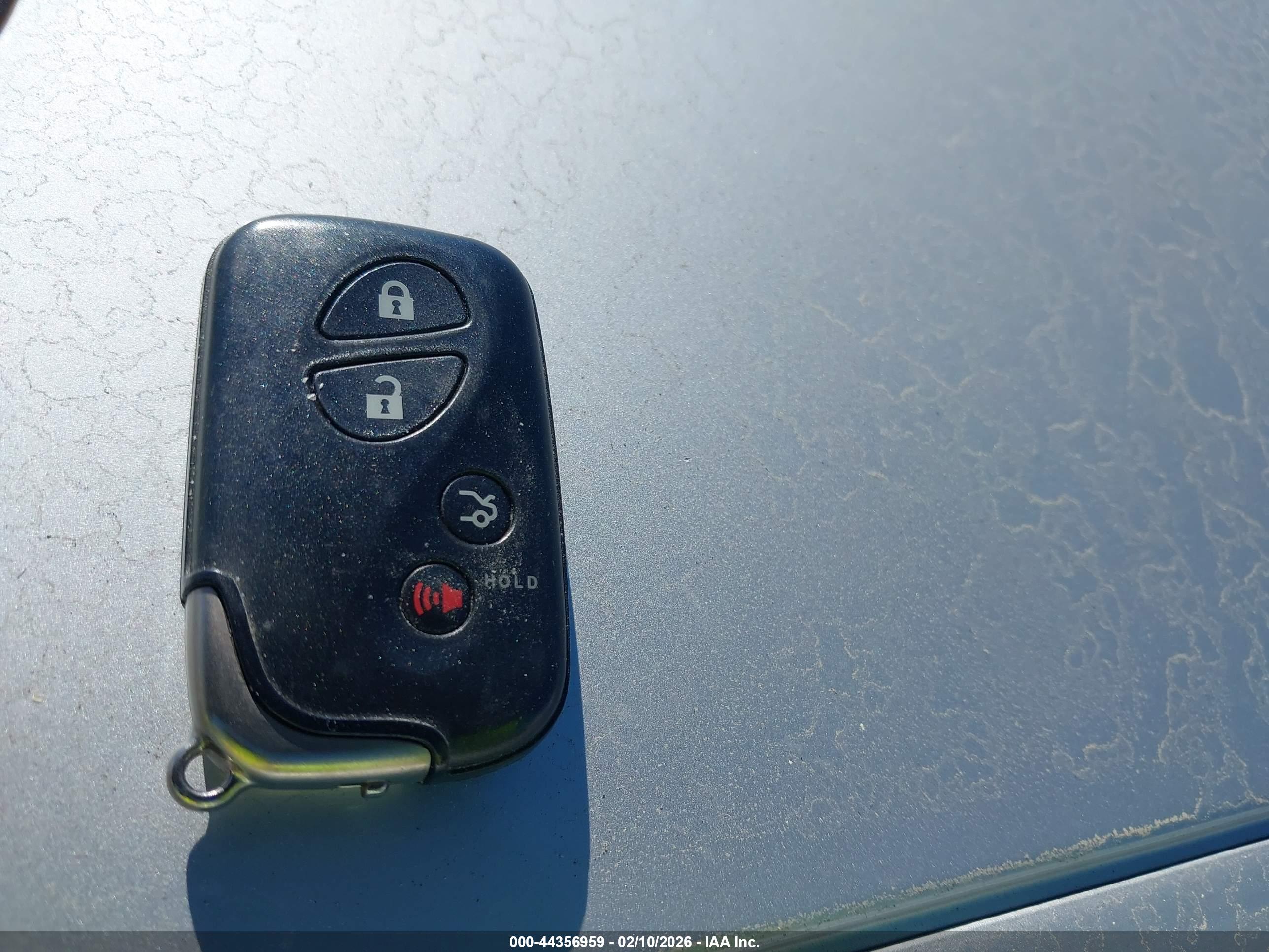 LEXUS ES image 11