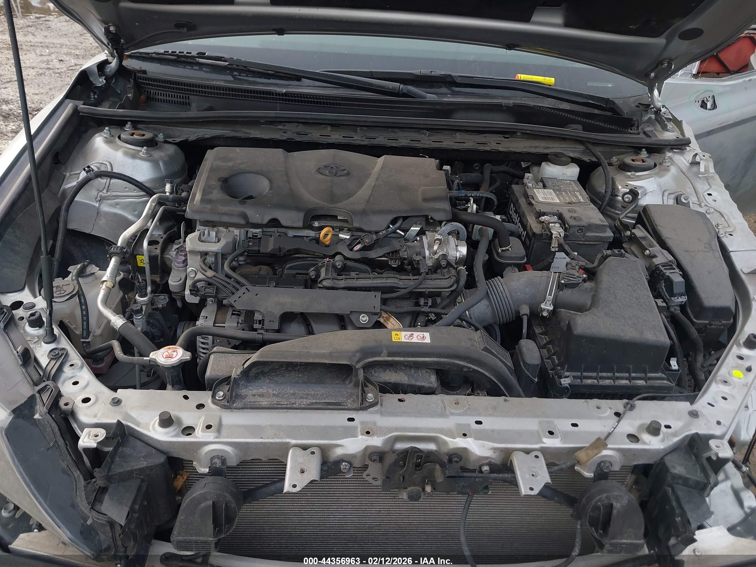 TOYOTA CAMRY image 10