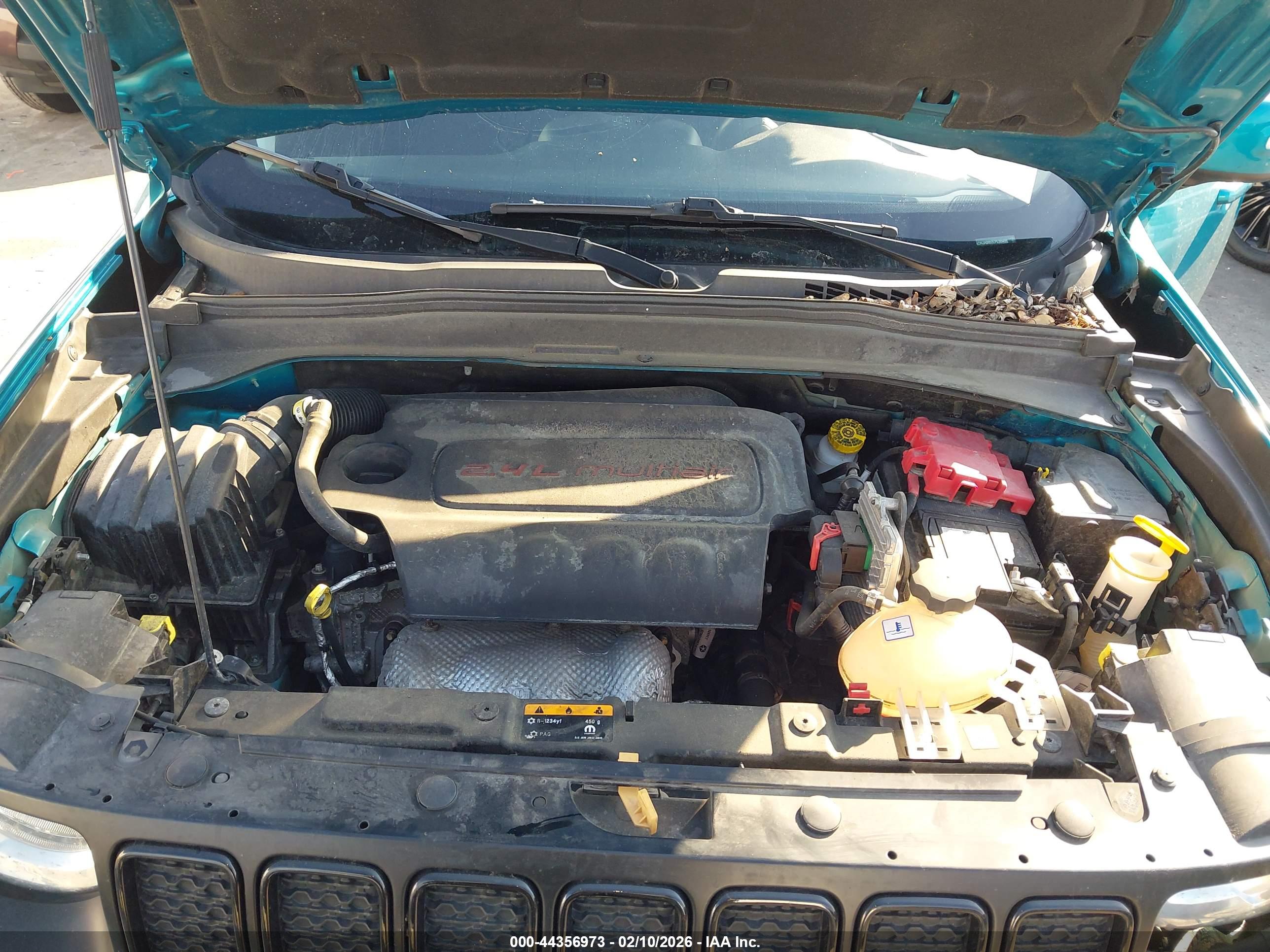 JEEP RENEGADE image 10