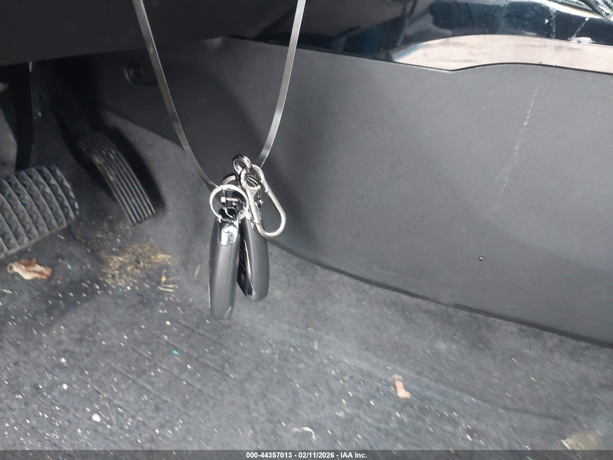 CHEVROLET TRAX image 11