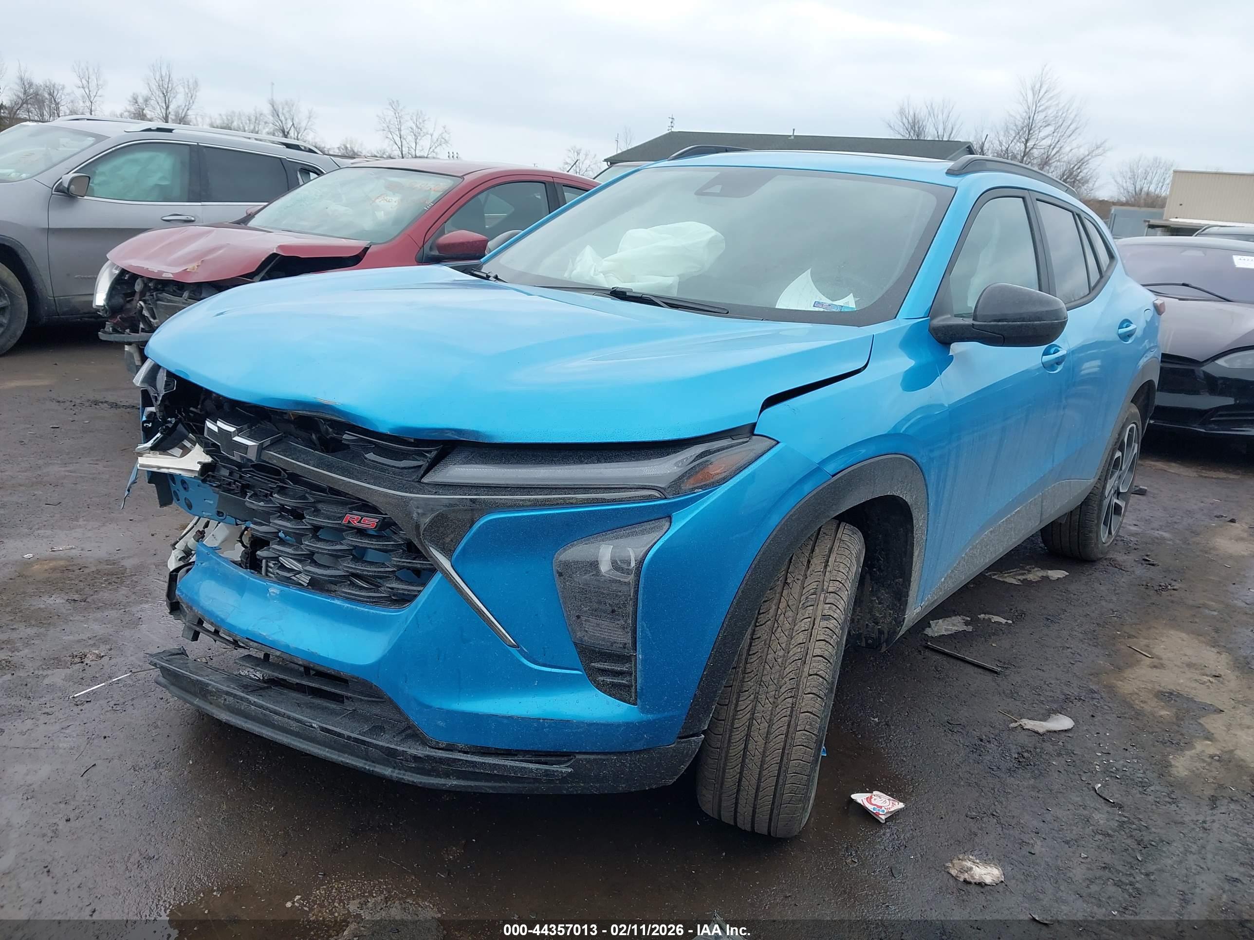 CHEVROLET TRAX image 2
