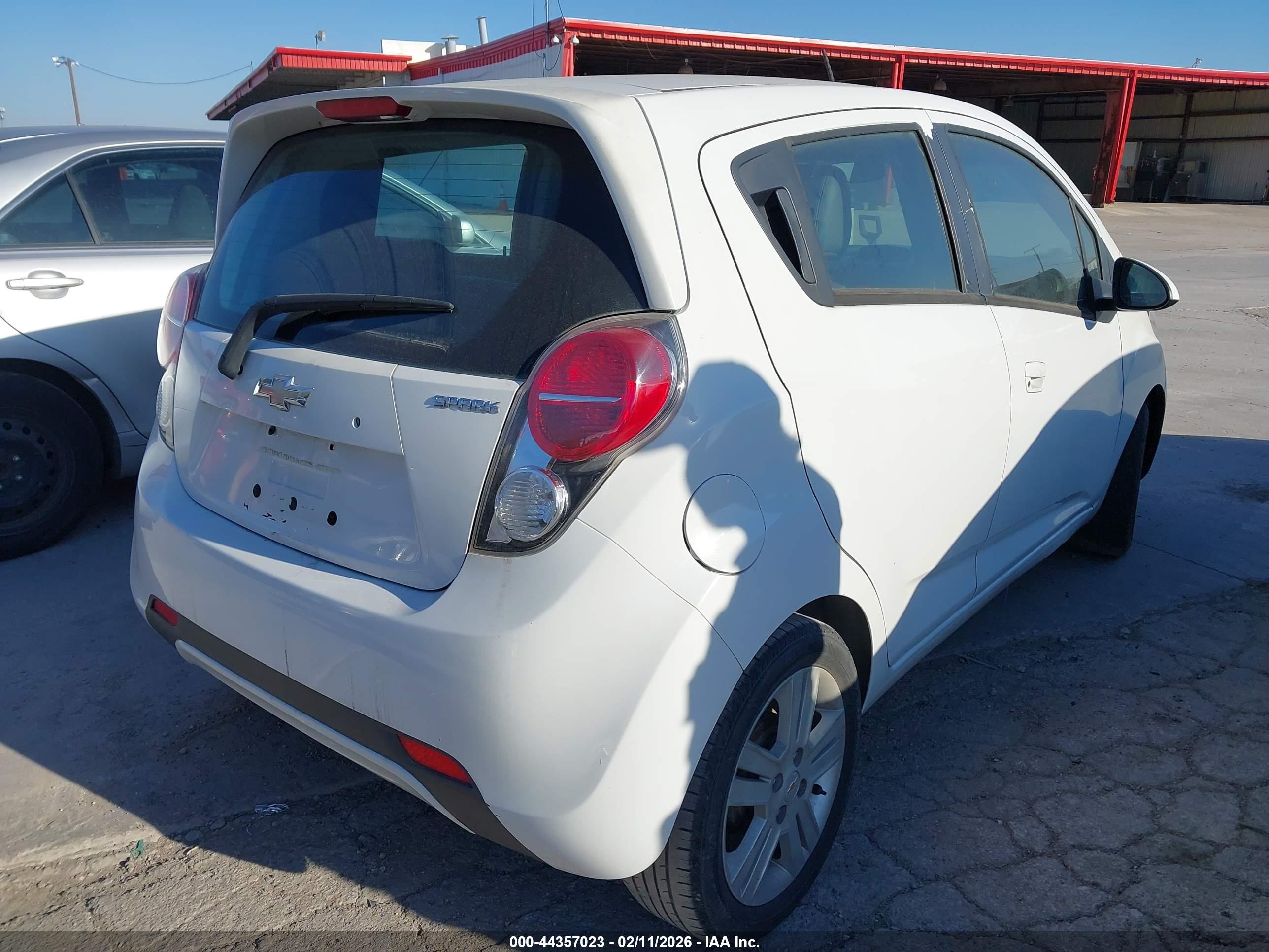 CHEVROLET SPARK image 4