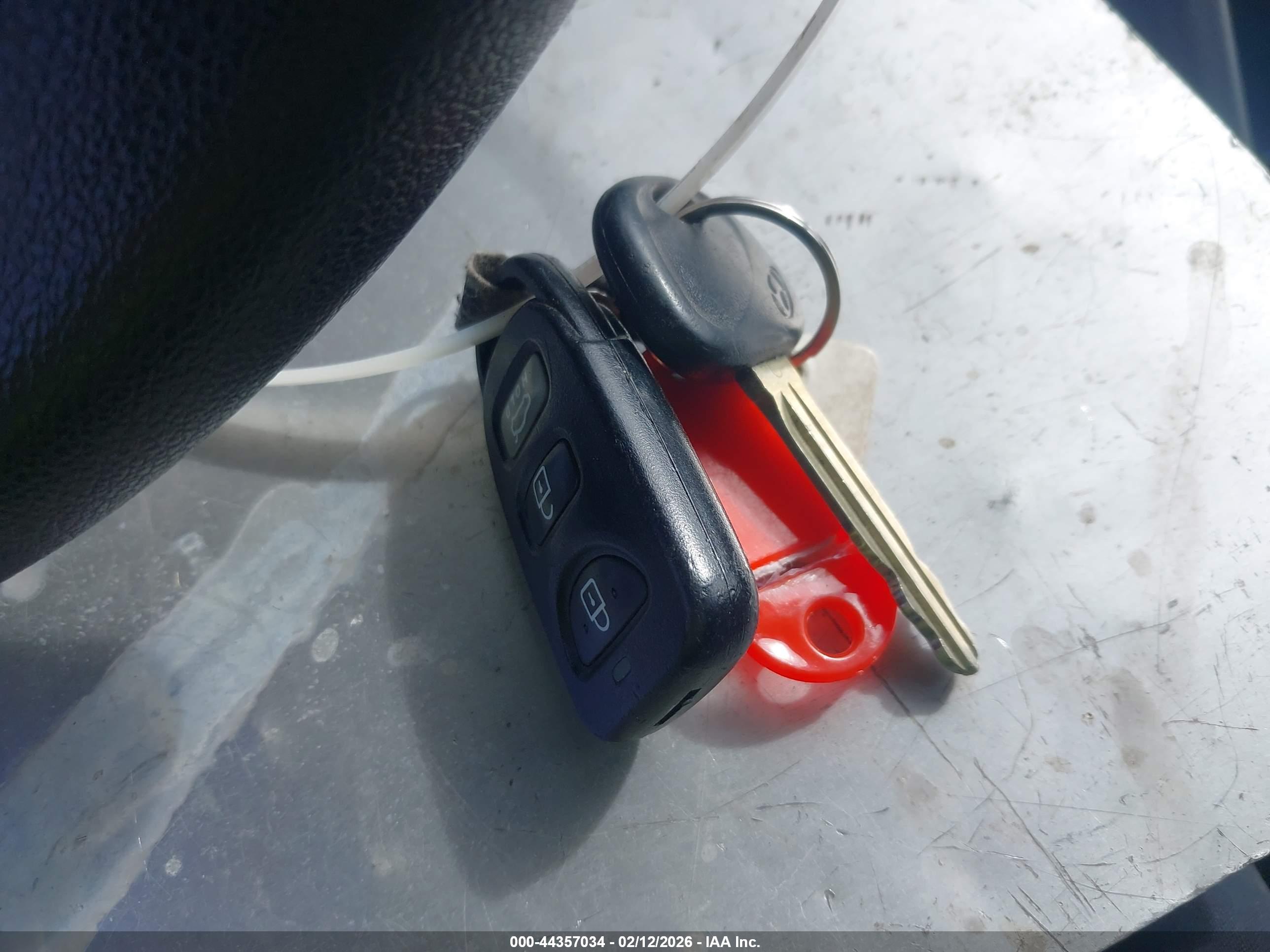 HYUNDAI ELANTRA image 11
