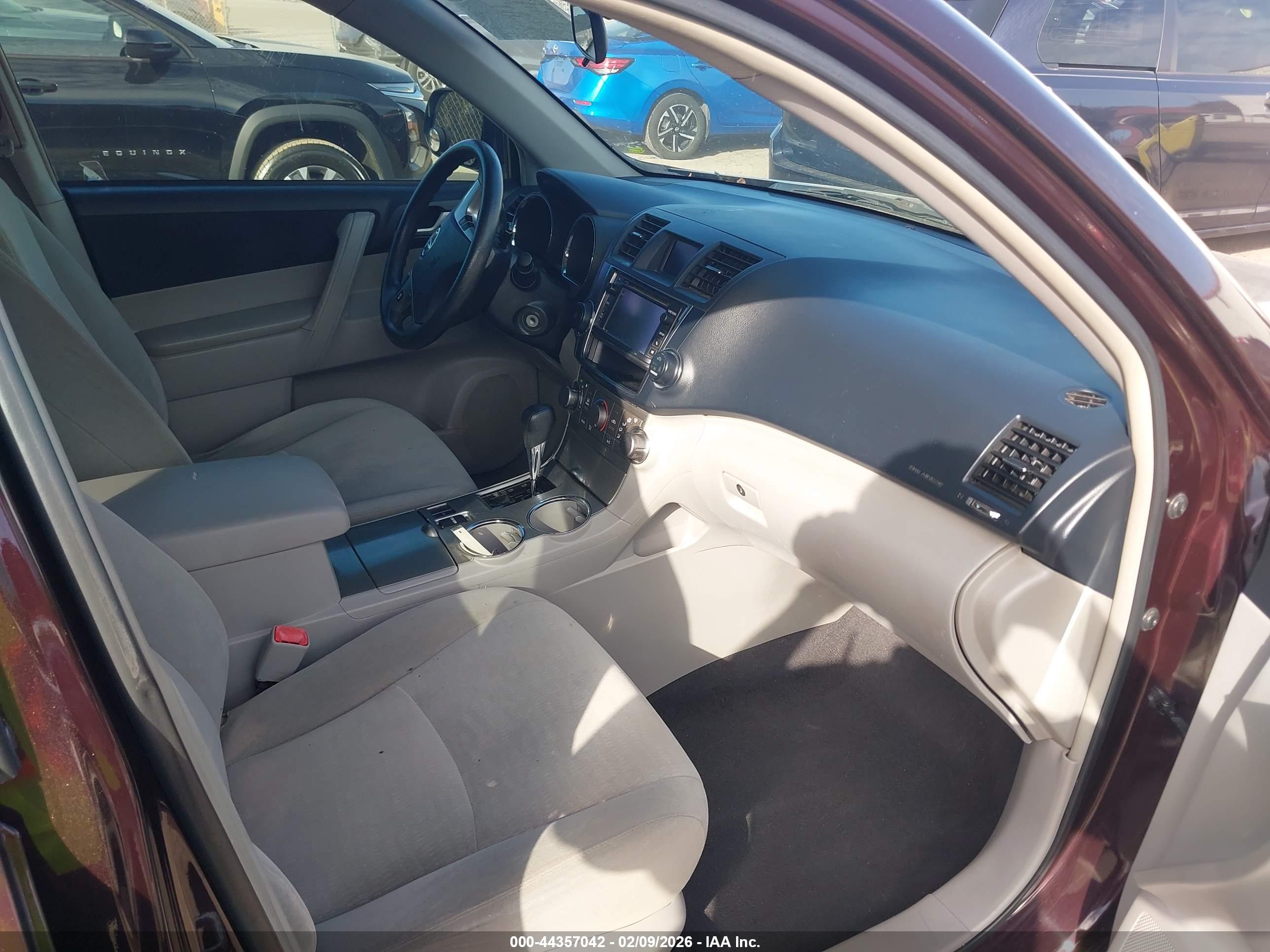 TOYOTA HIGHLANDER image 5