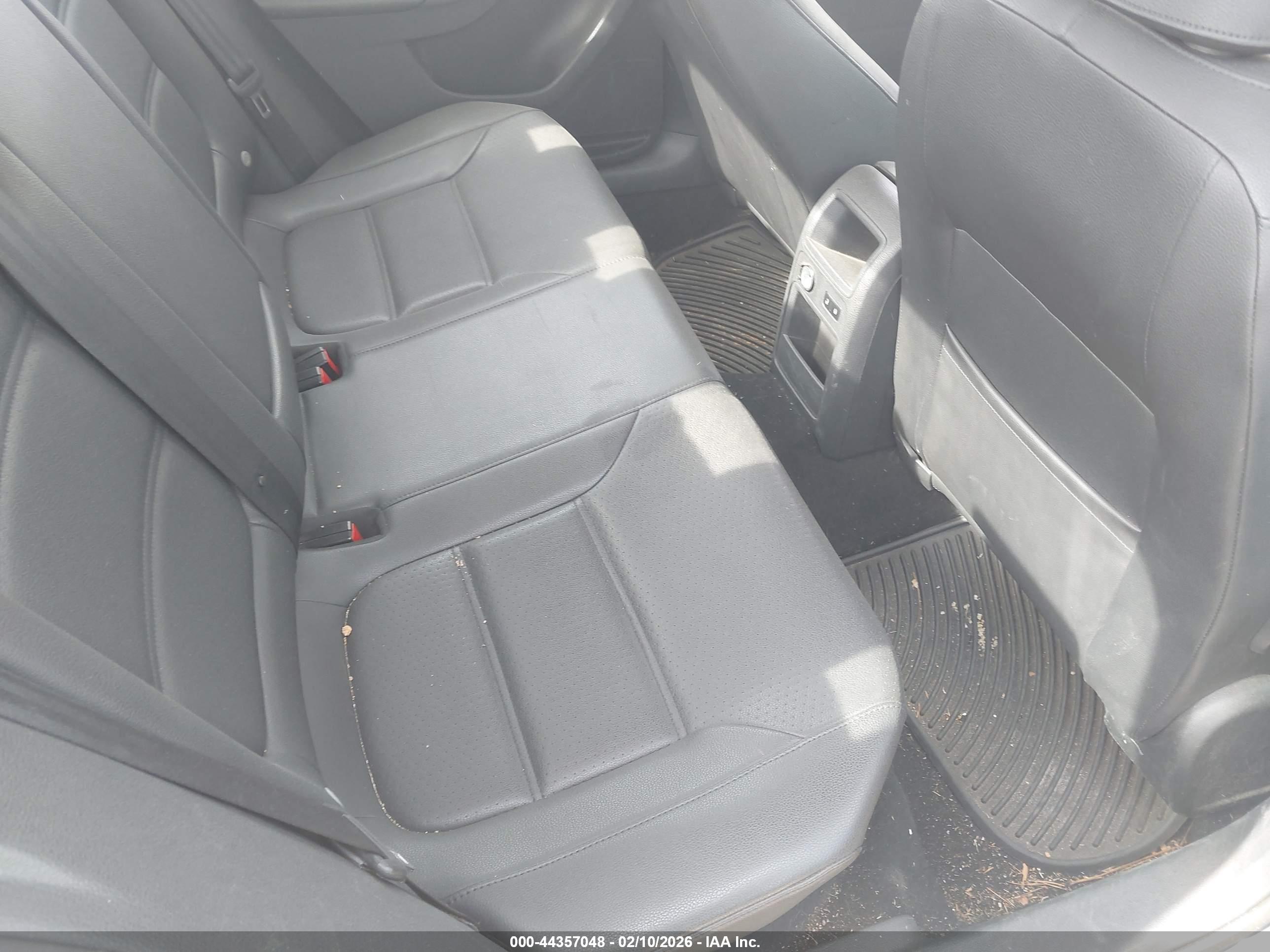 VOLKSWAGEN JETTA image 8