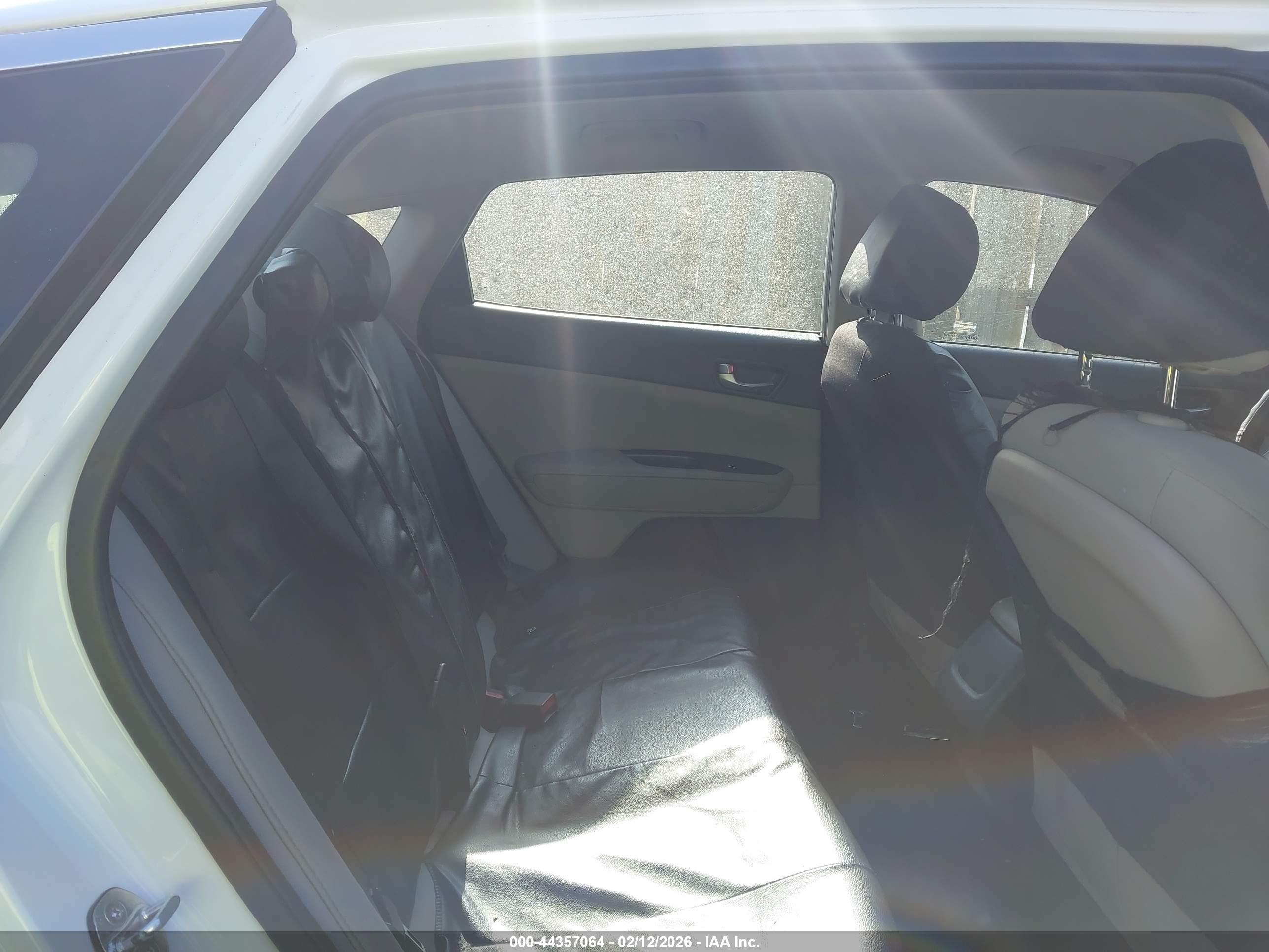 KIA OPTIMA image 8