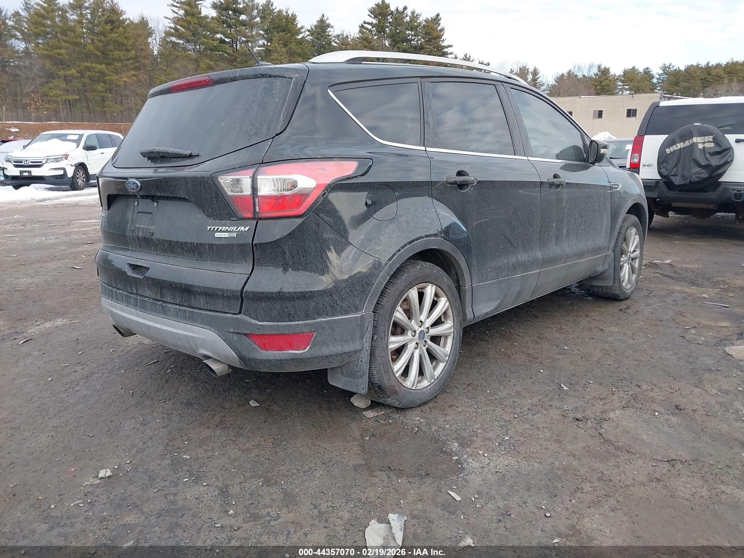 FORD ESCAPE image 4