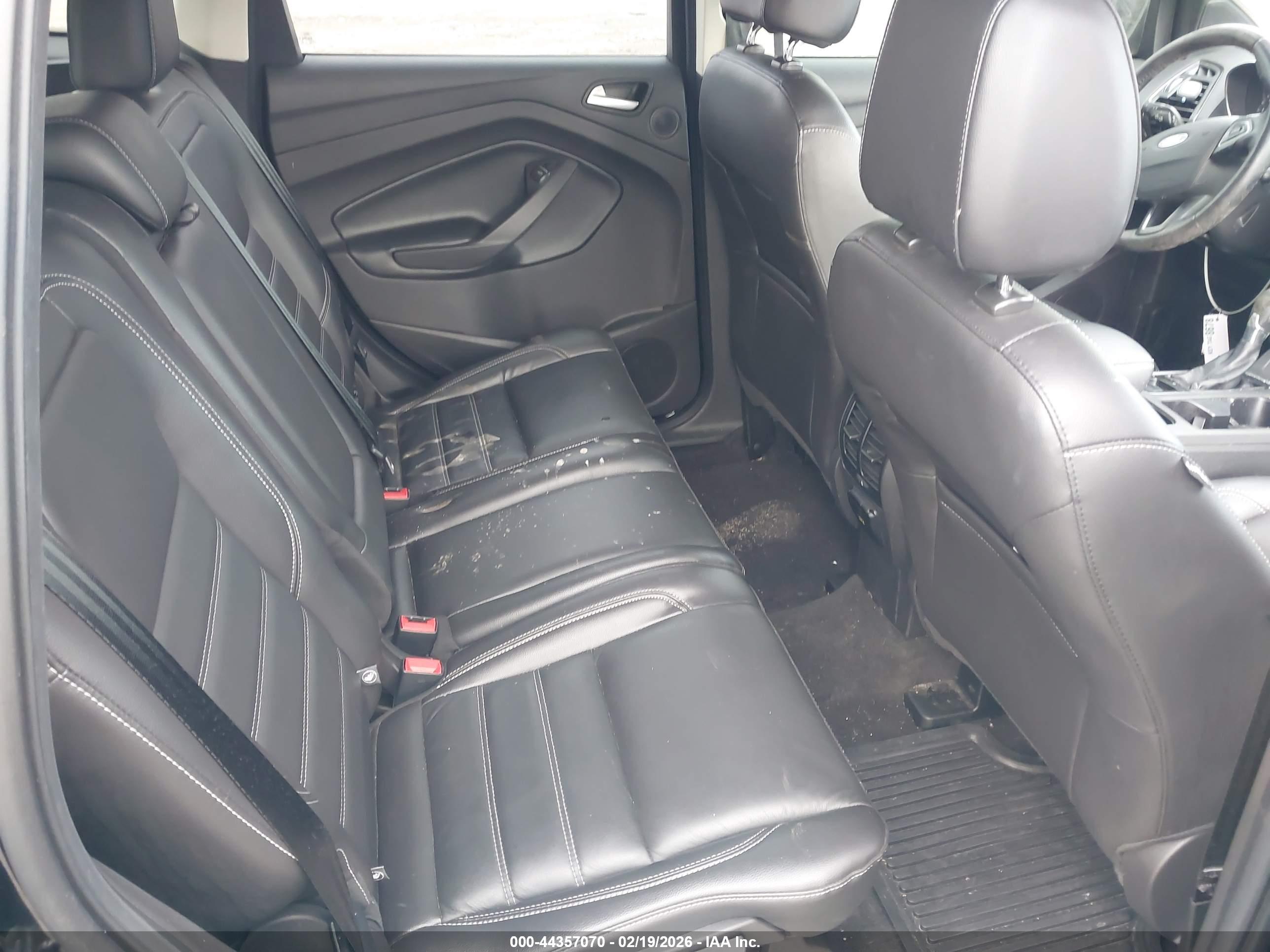 FORD ESCAPE image 8