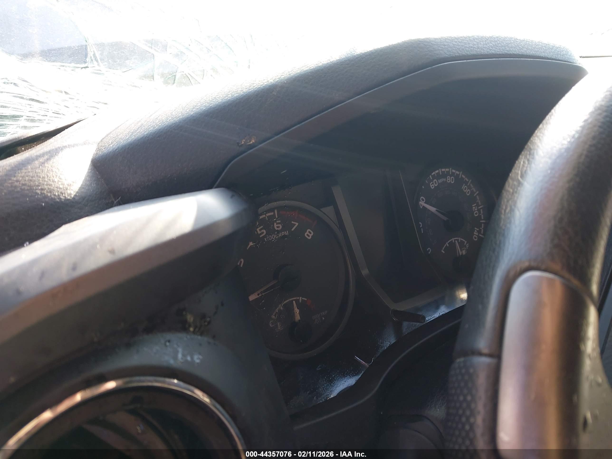 TOYOTA TACOMA image 7
