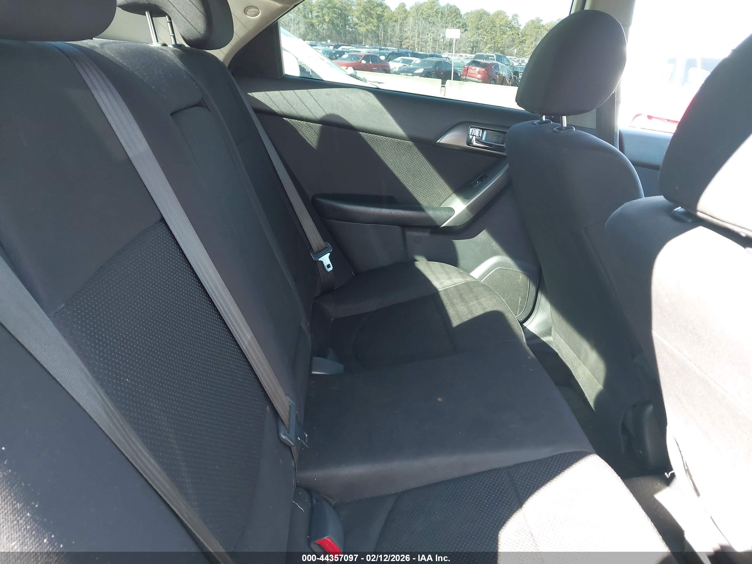 KIA FORTE image 8