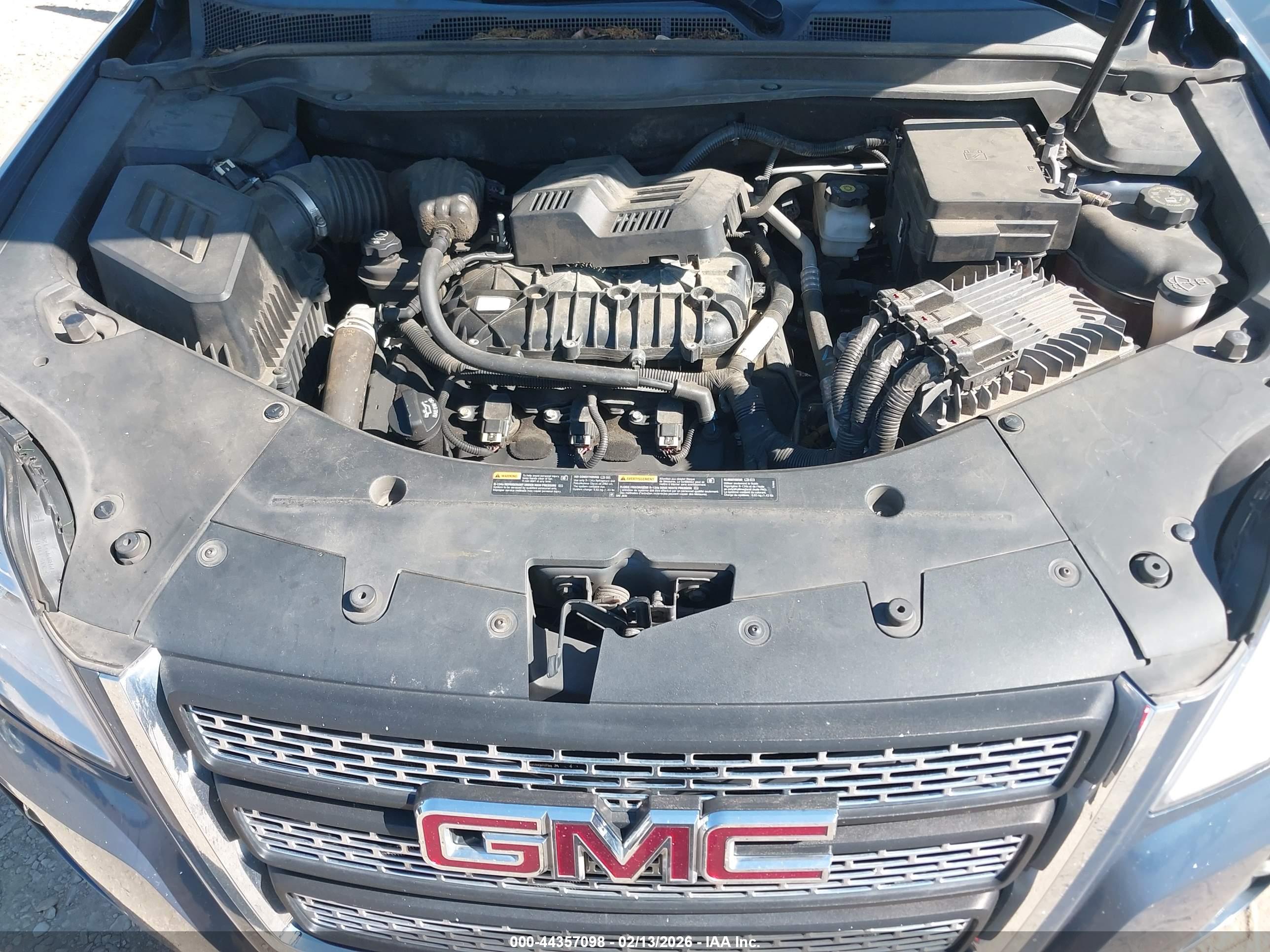 GMC TERRAIN image 10