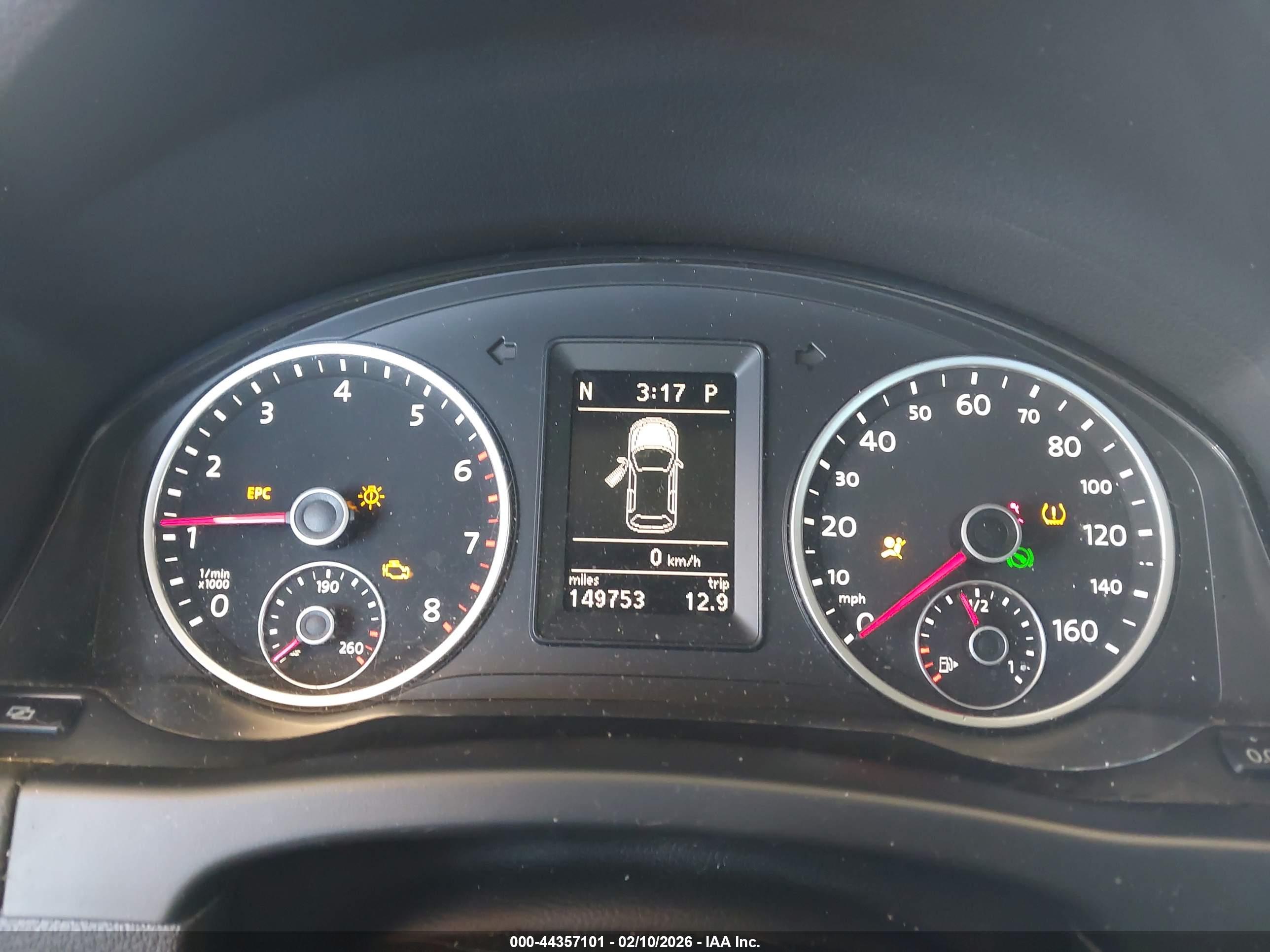 VOLKSWAGEN TIGUAN image 7