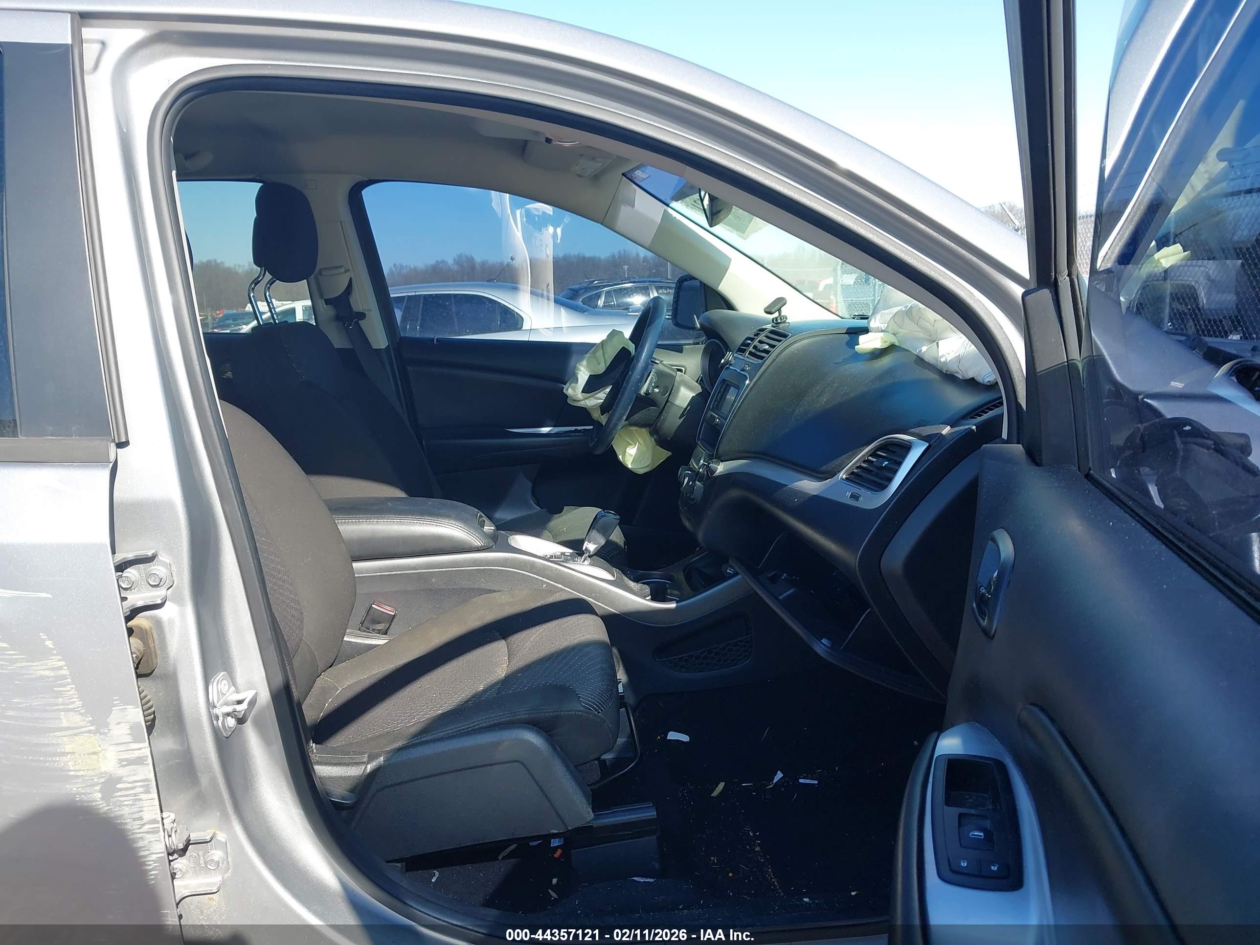 DODGE JOURNEY image 5