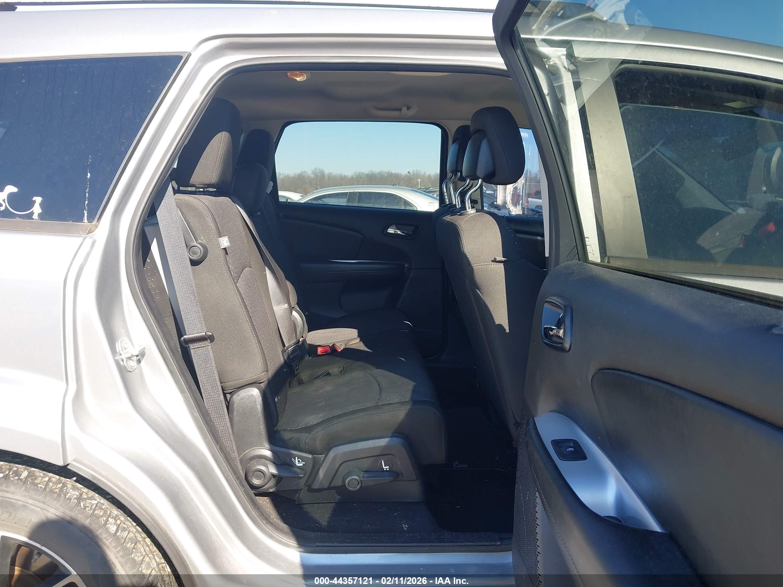 DODGE JOURNEY image 8