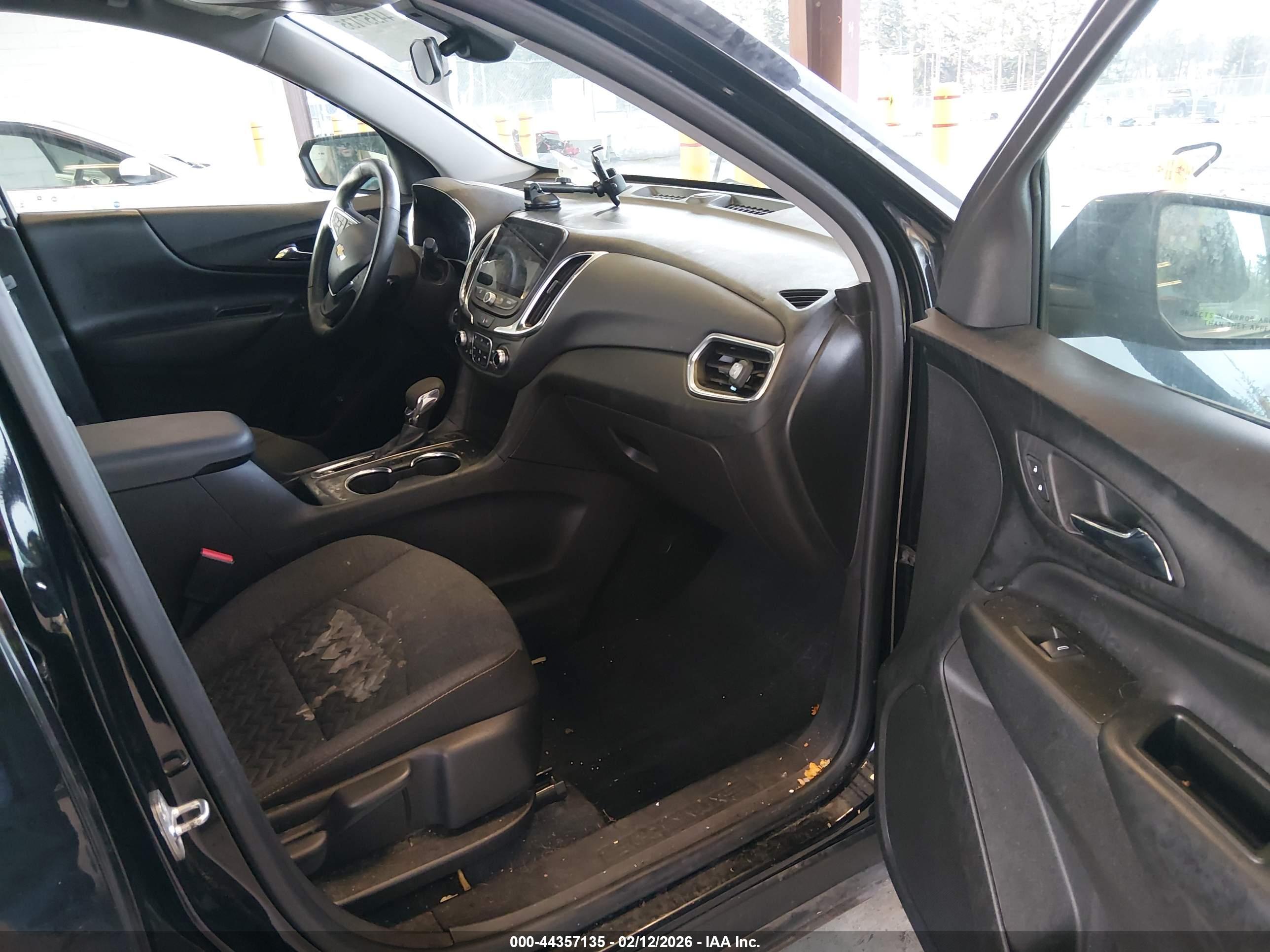 CHEVROLET EQUINOX image 5
