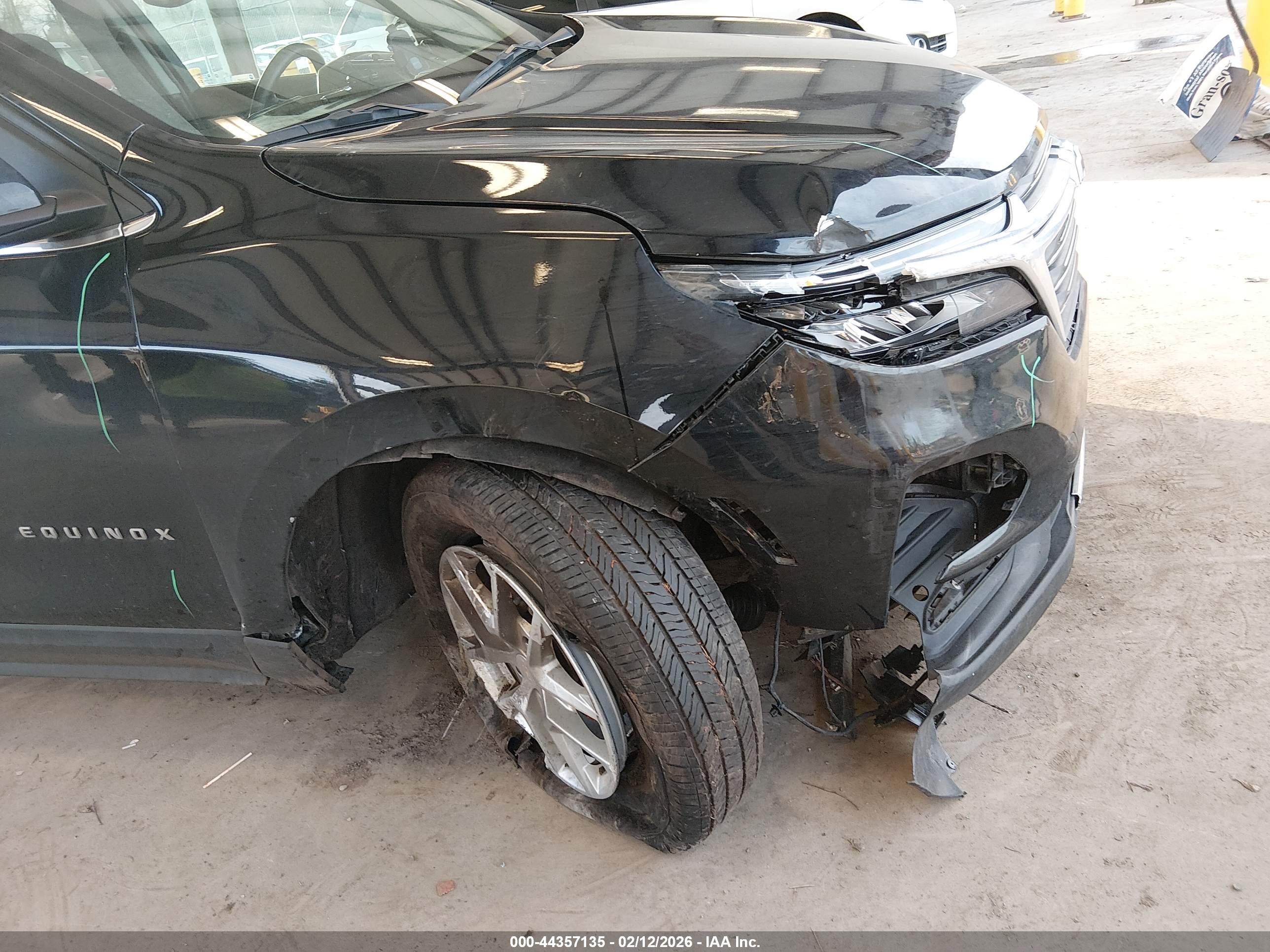 CHEVROLET EQUINOX image 6
