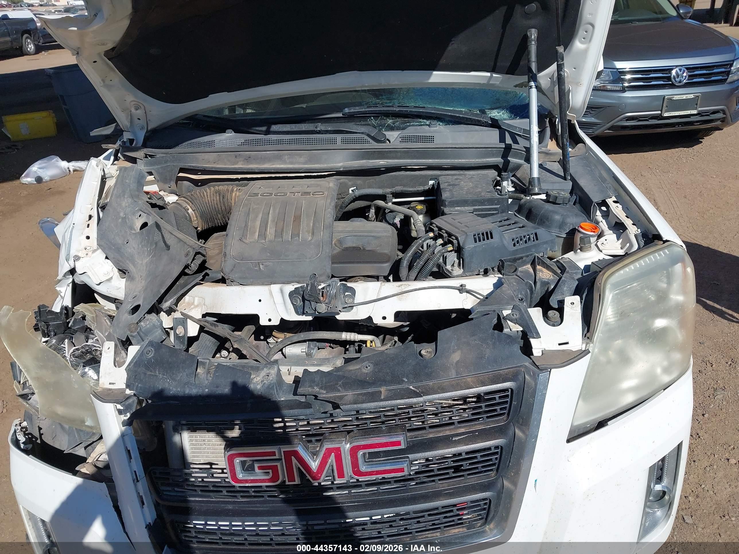 GMC TERRAIN image 10
