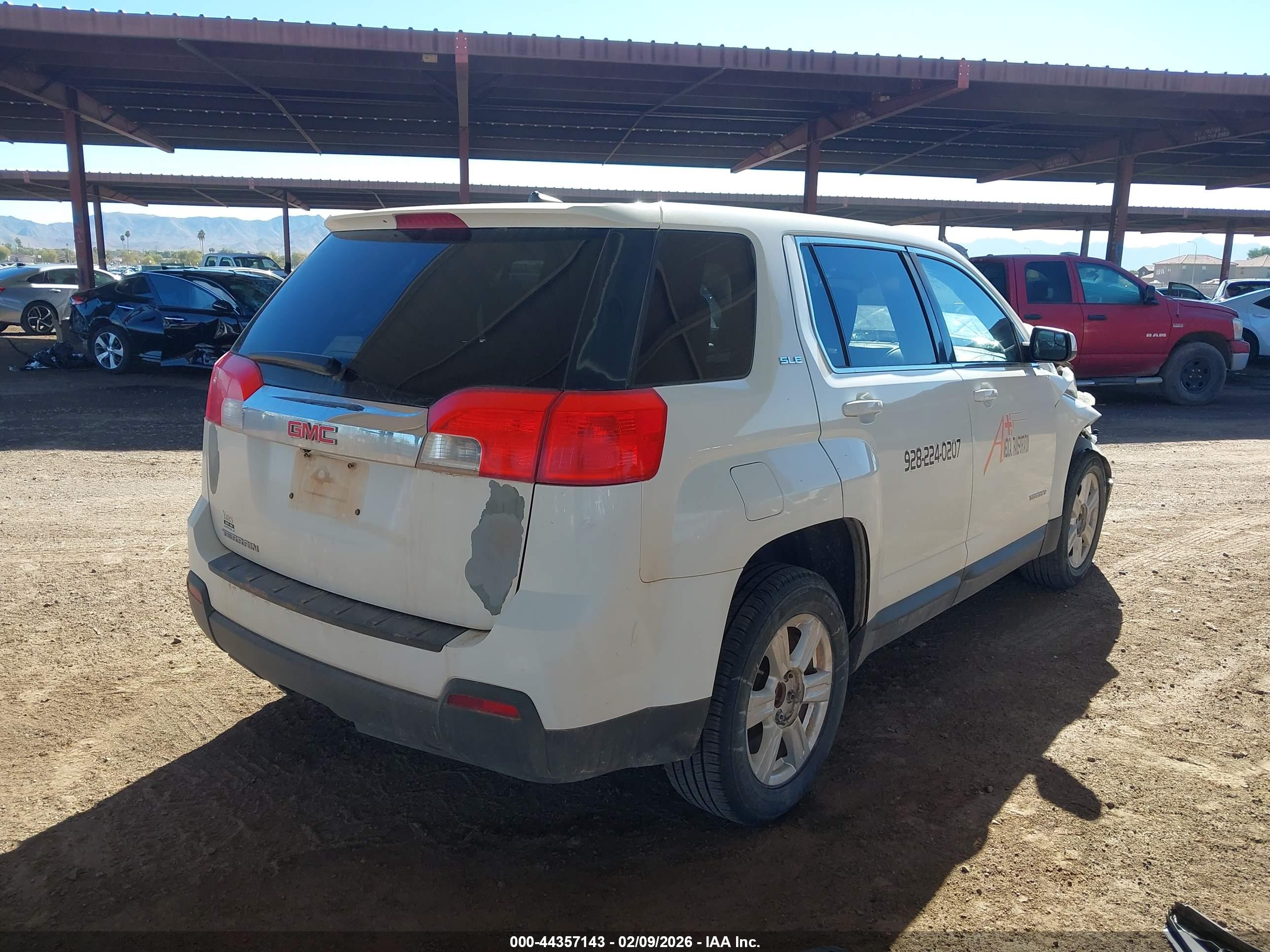GMC TERRAIN image 4