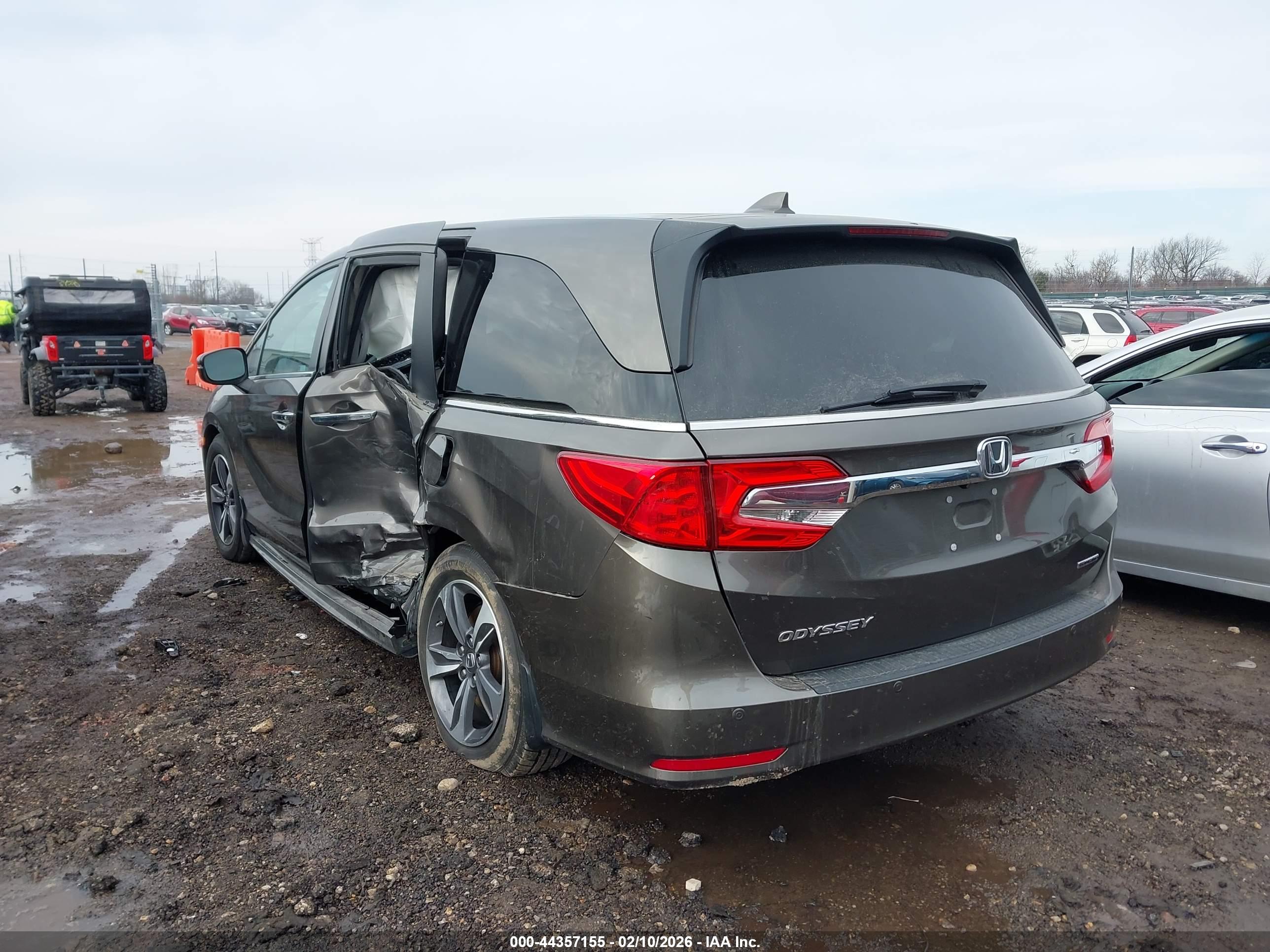 HONDA ODYSSEY image 3