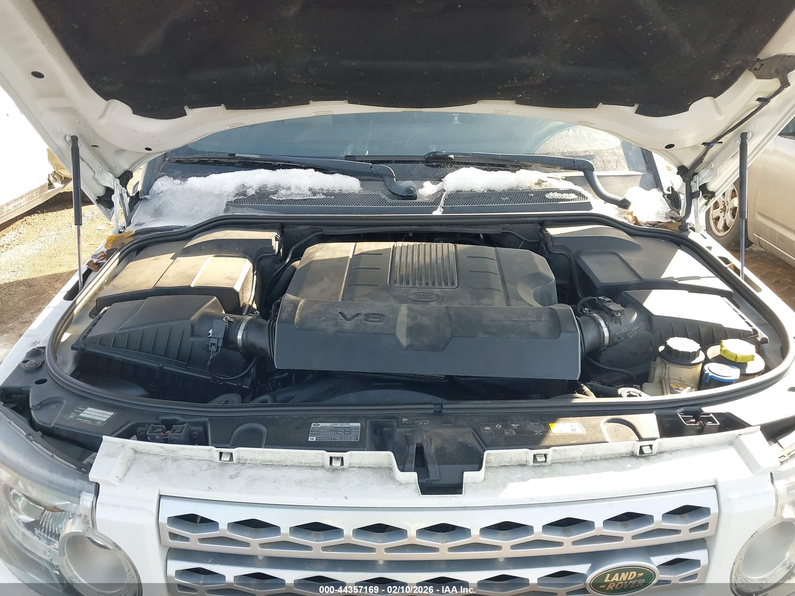 LAND ROVER image 10