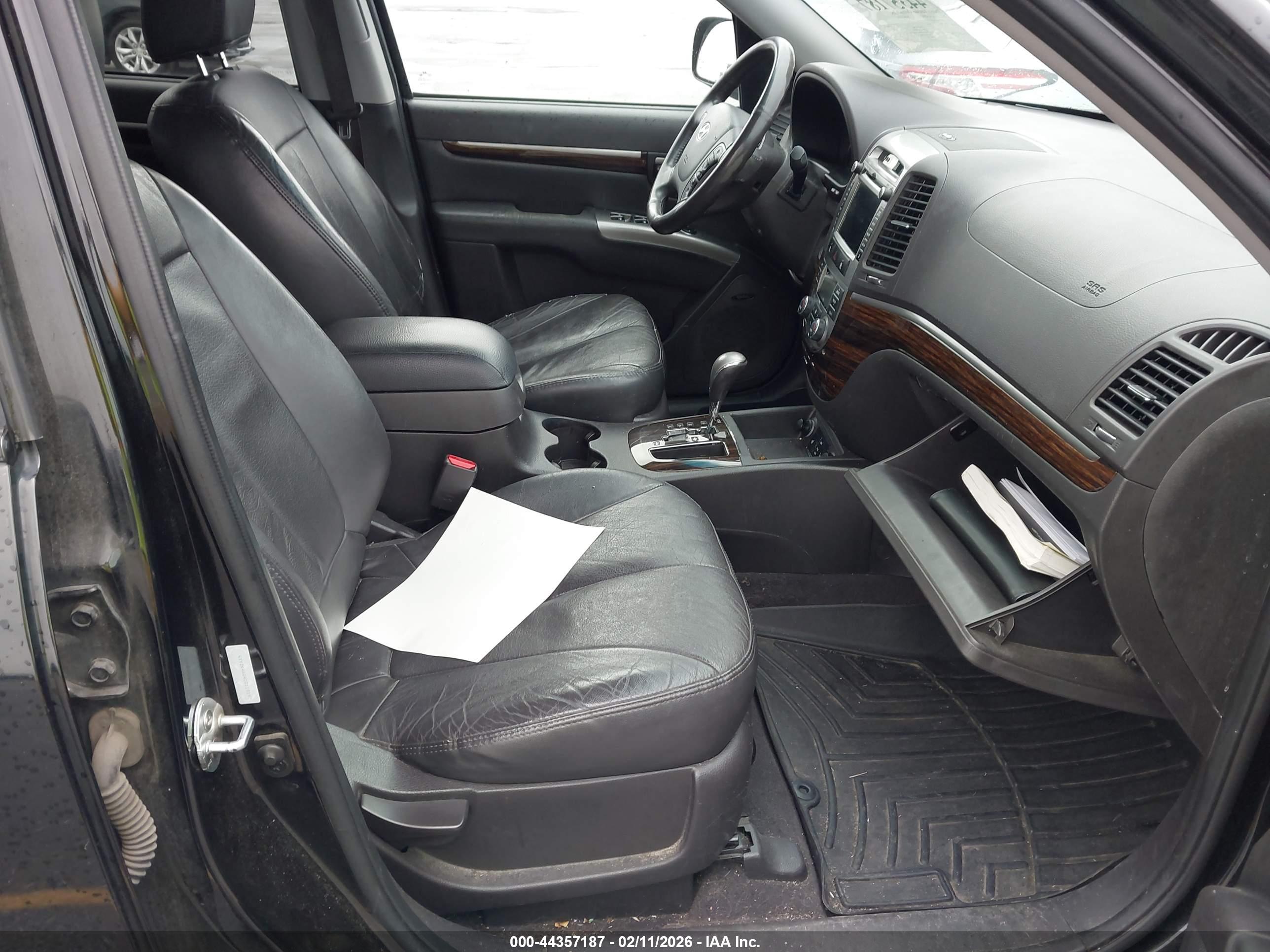 HYUNDAI SANTA image 5