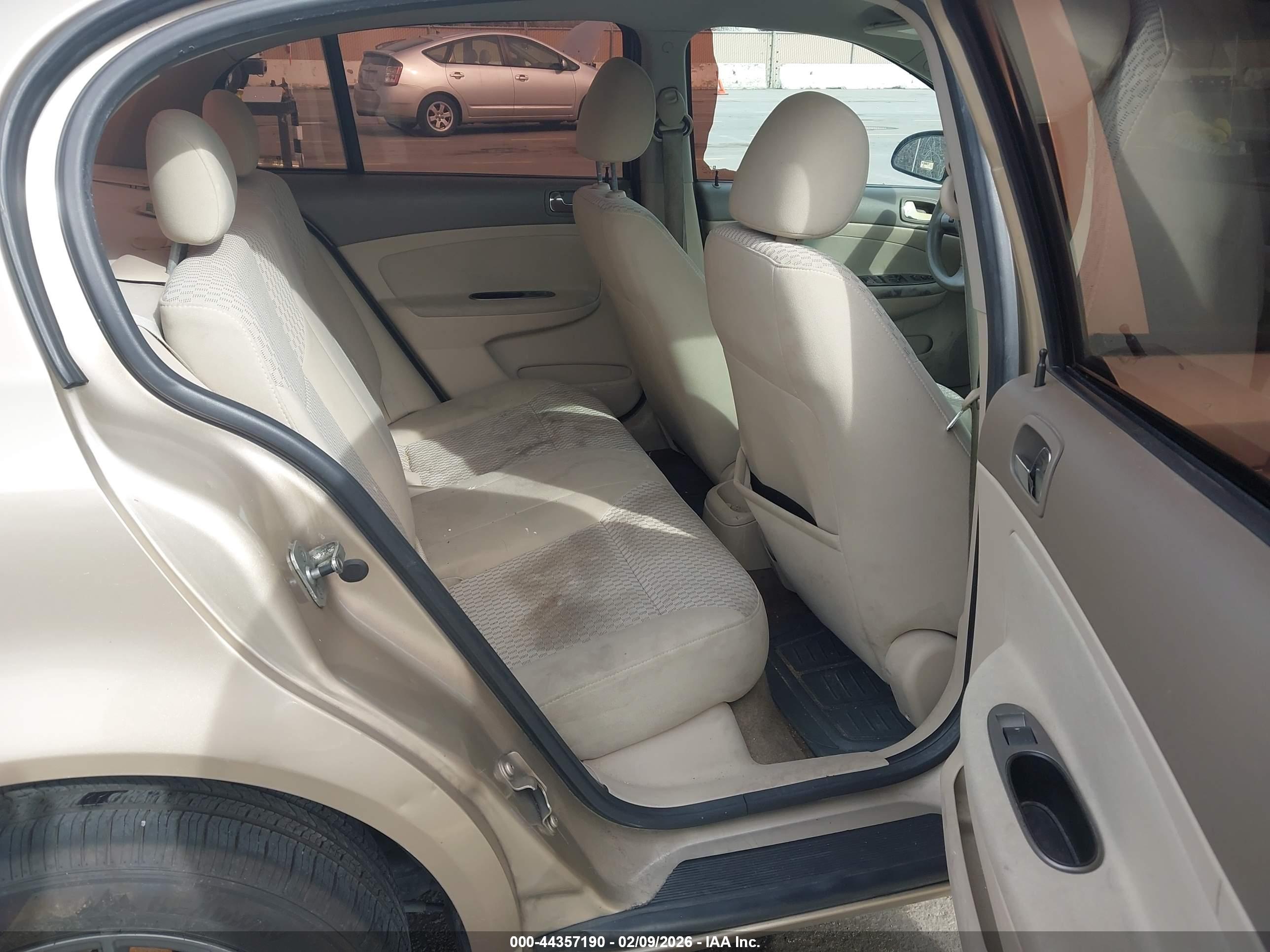 CHEVROLET COBALT image 8