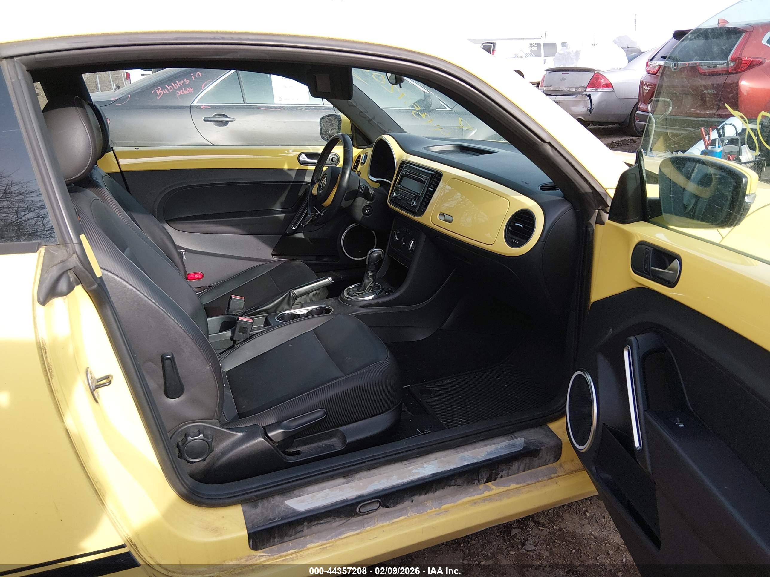 VOLKSWAGEN BEETLE image 5