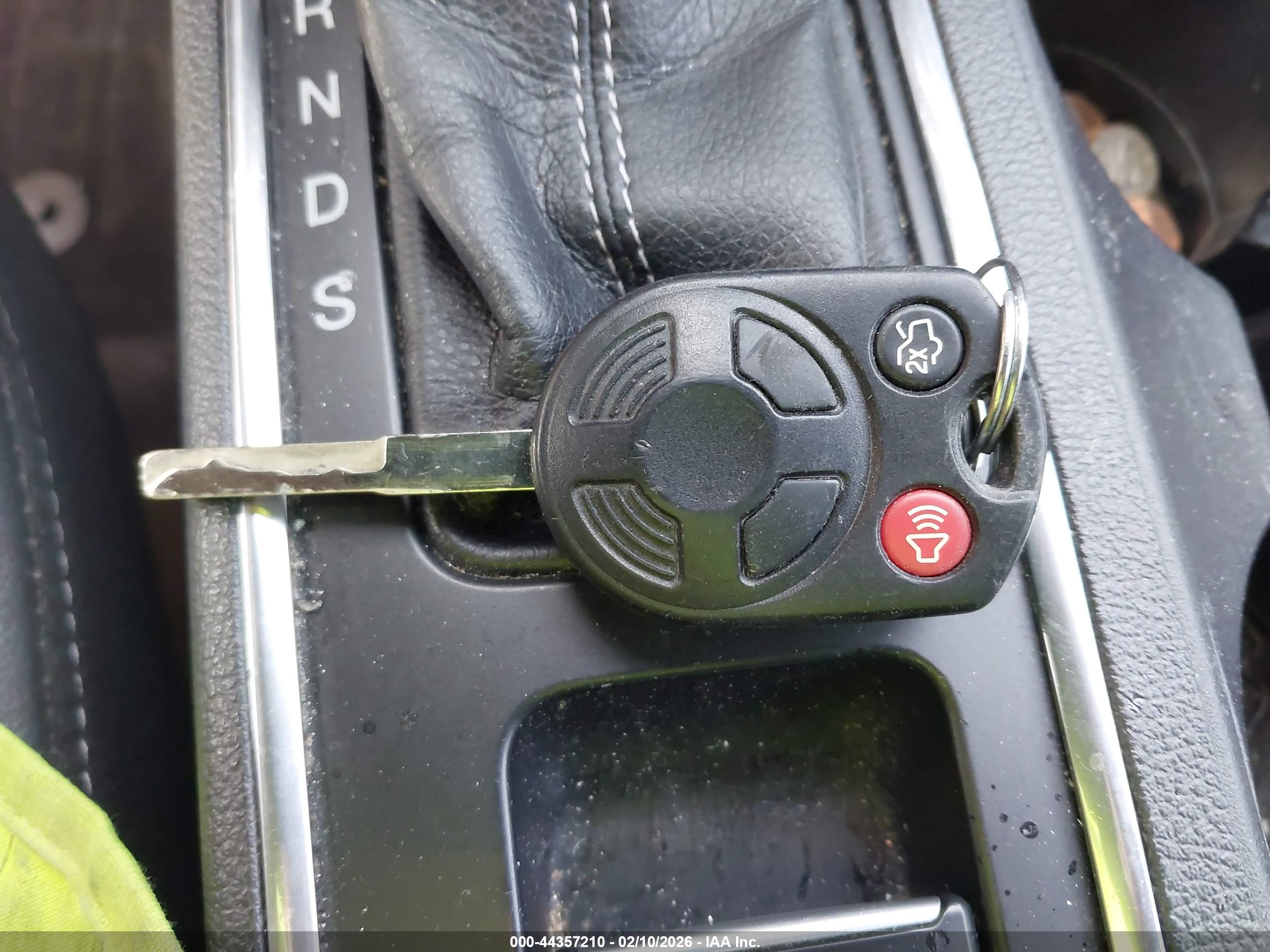 FORD ESCAPE image 11