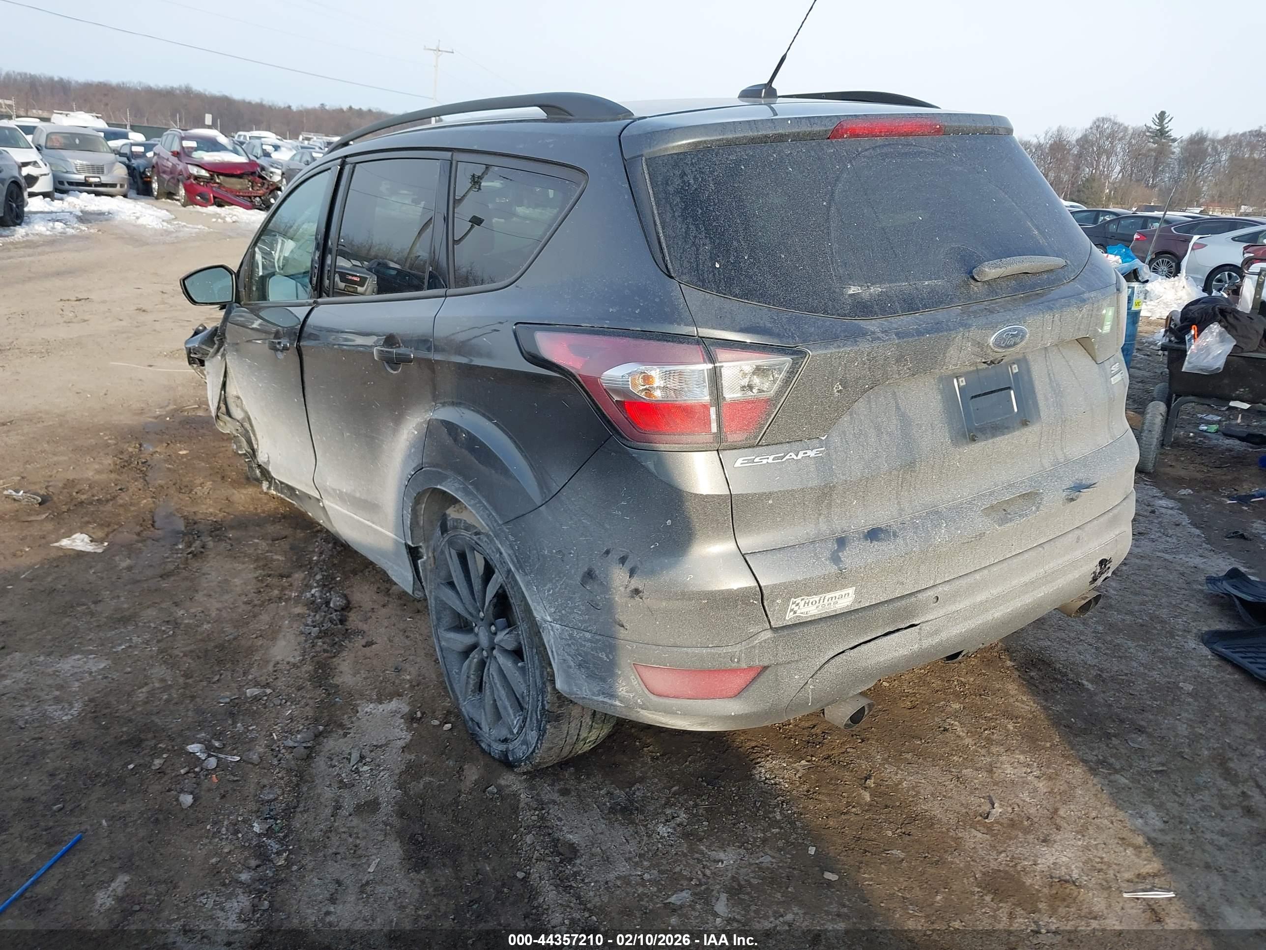 FORD ESCAPE image 3