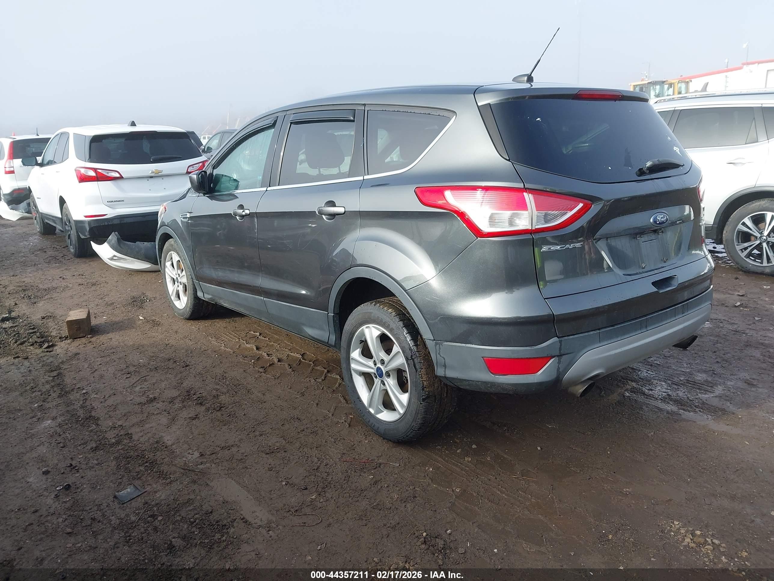 FORD ESCAPE image 3