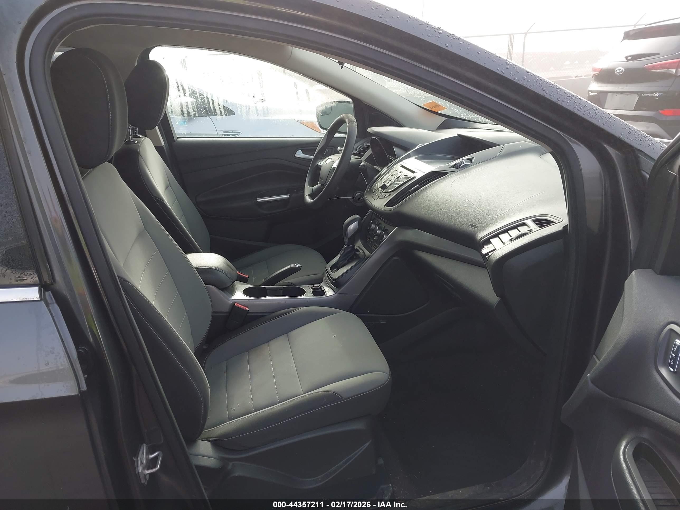 FORD ESCAPE image 5