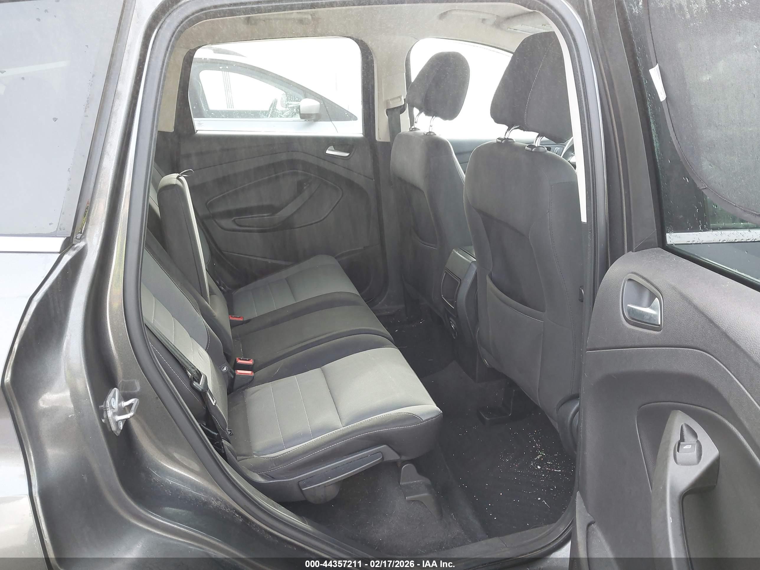 FORD ESCAPE image 8