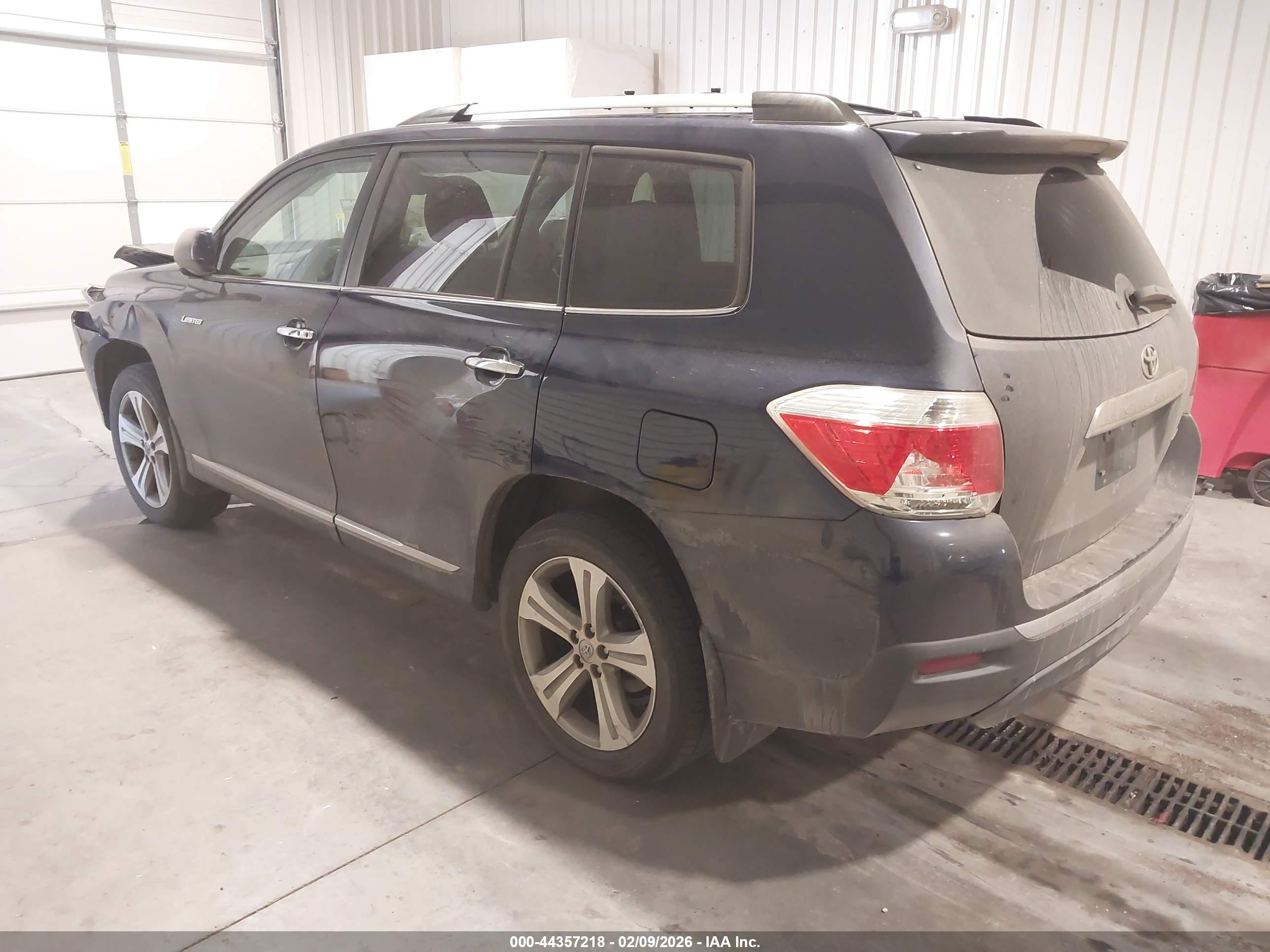 TOYOTA HIGHLANDER image 3
