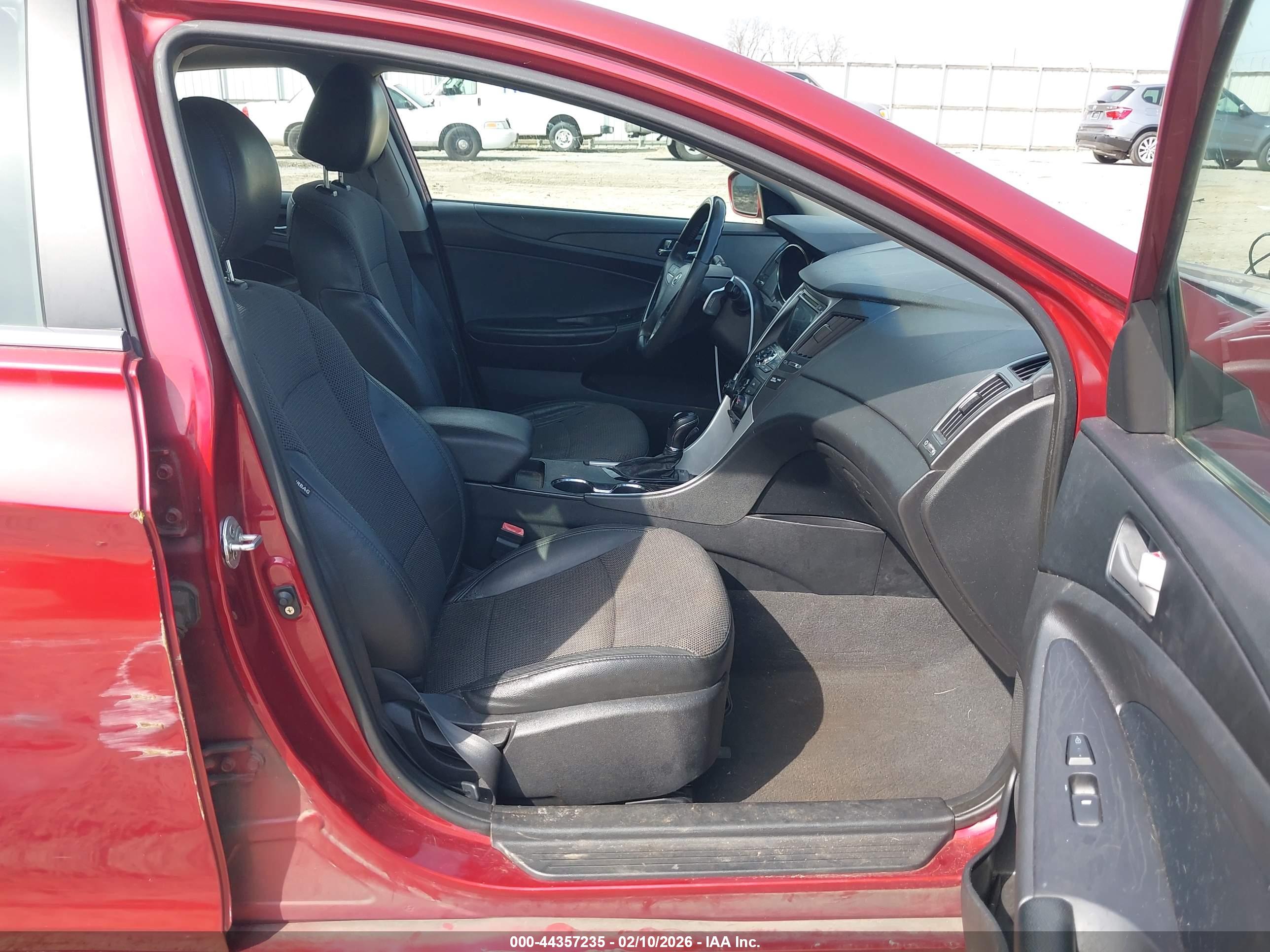 HYUNDAI SONATA image 5