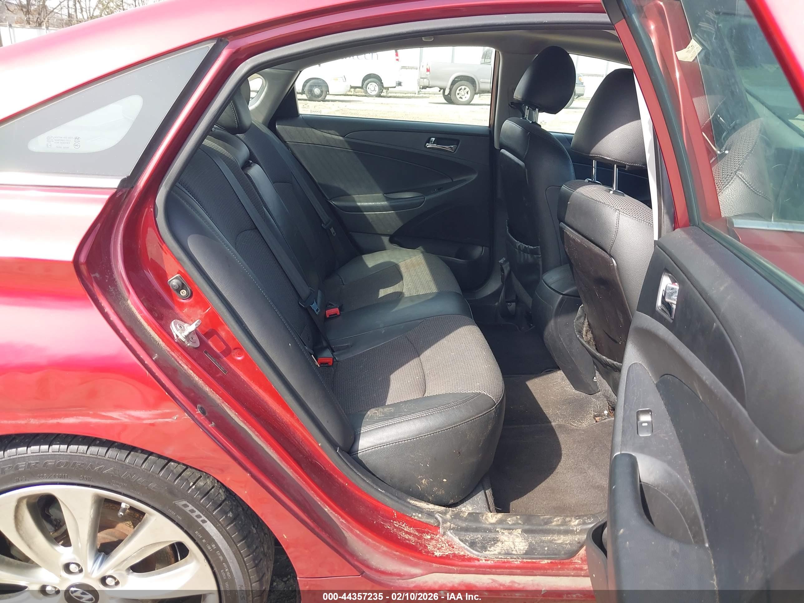 HYUNDAI SONATA image 8