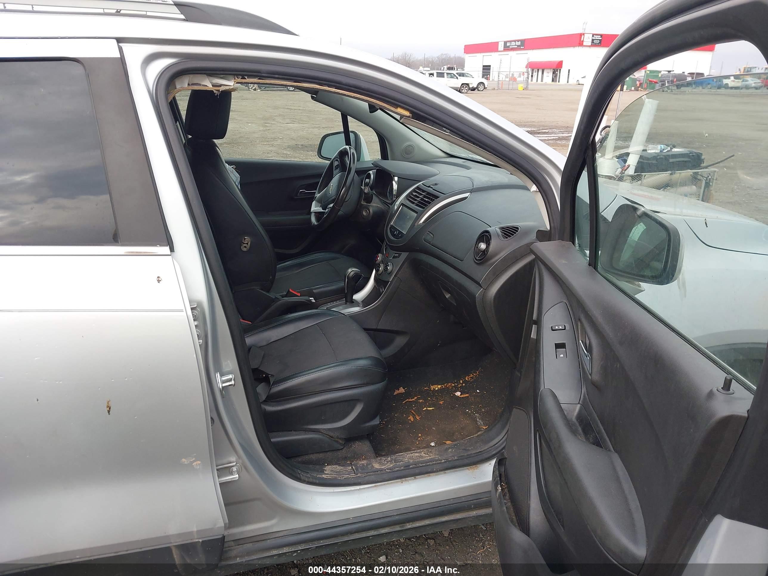 CHEVROLET TRAX image 5