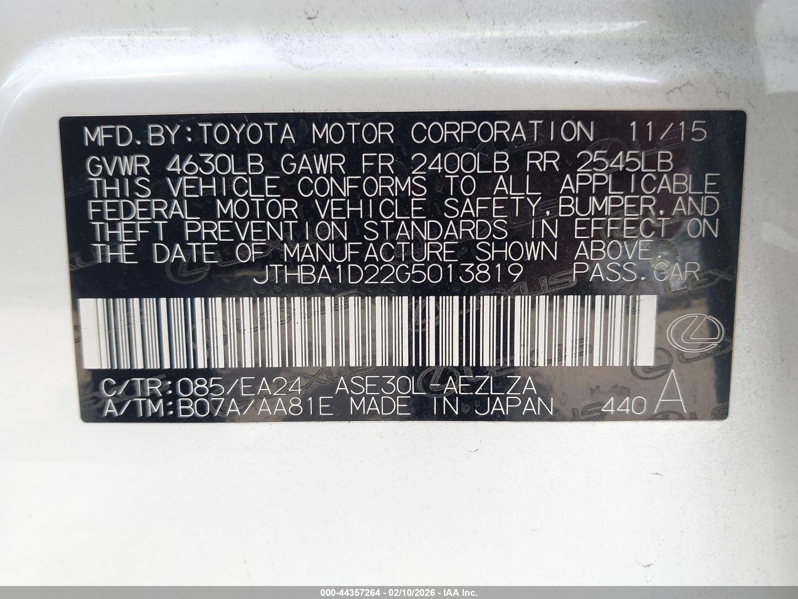 LEXUS IS image 9
