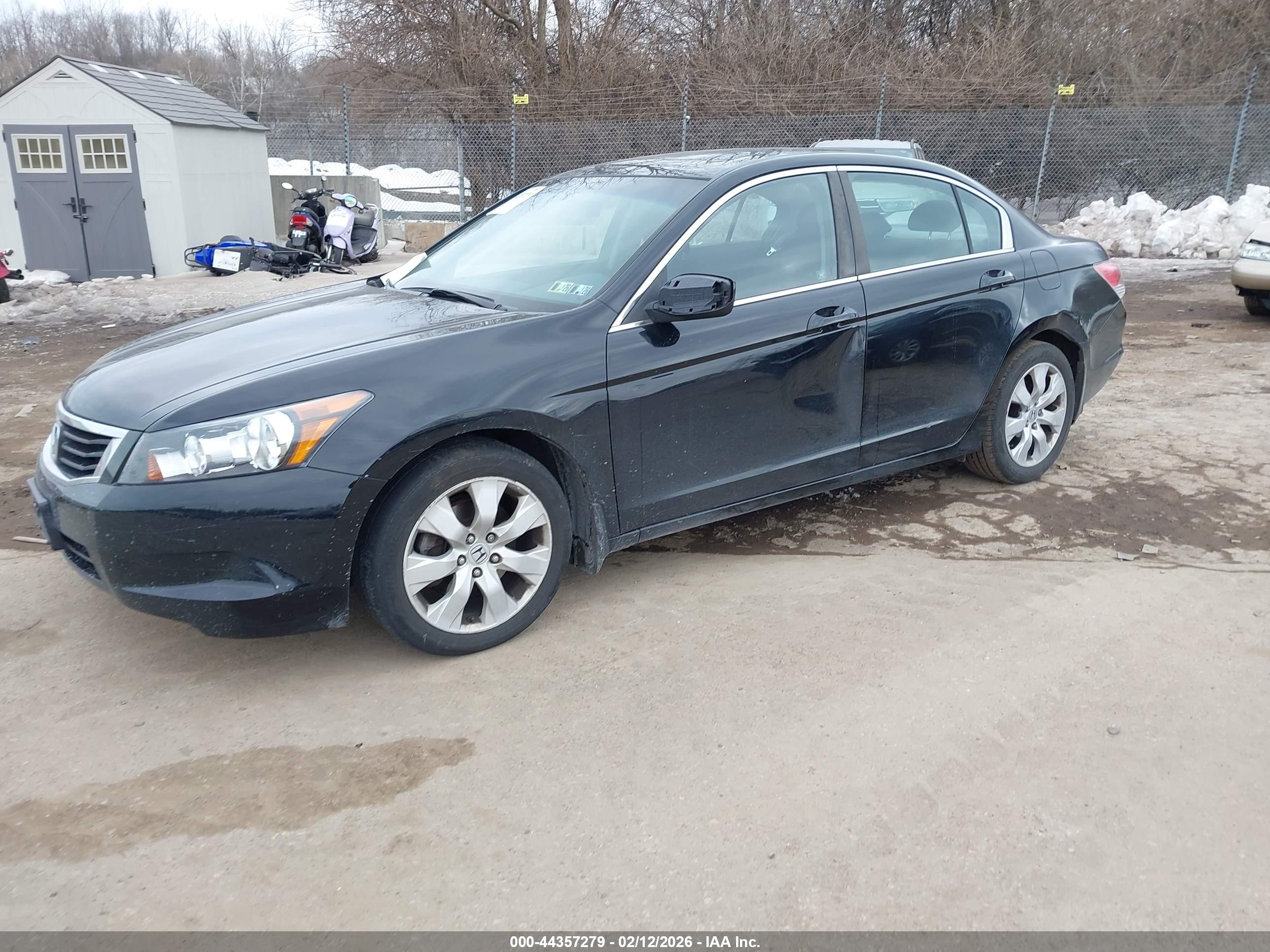 HONDA ACCORD image 2