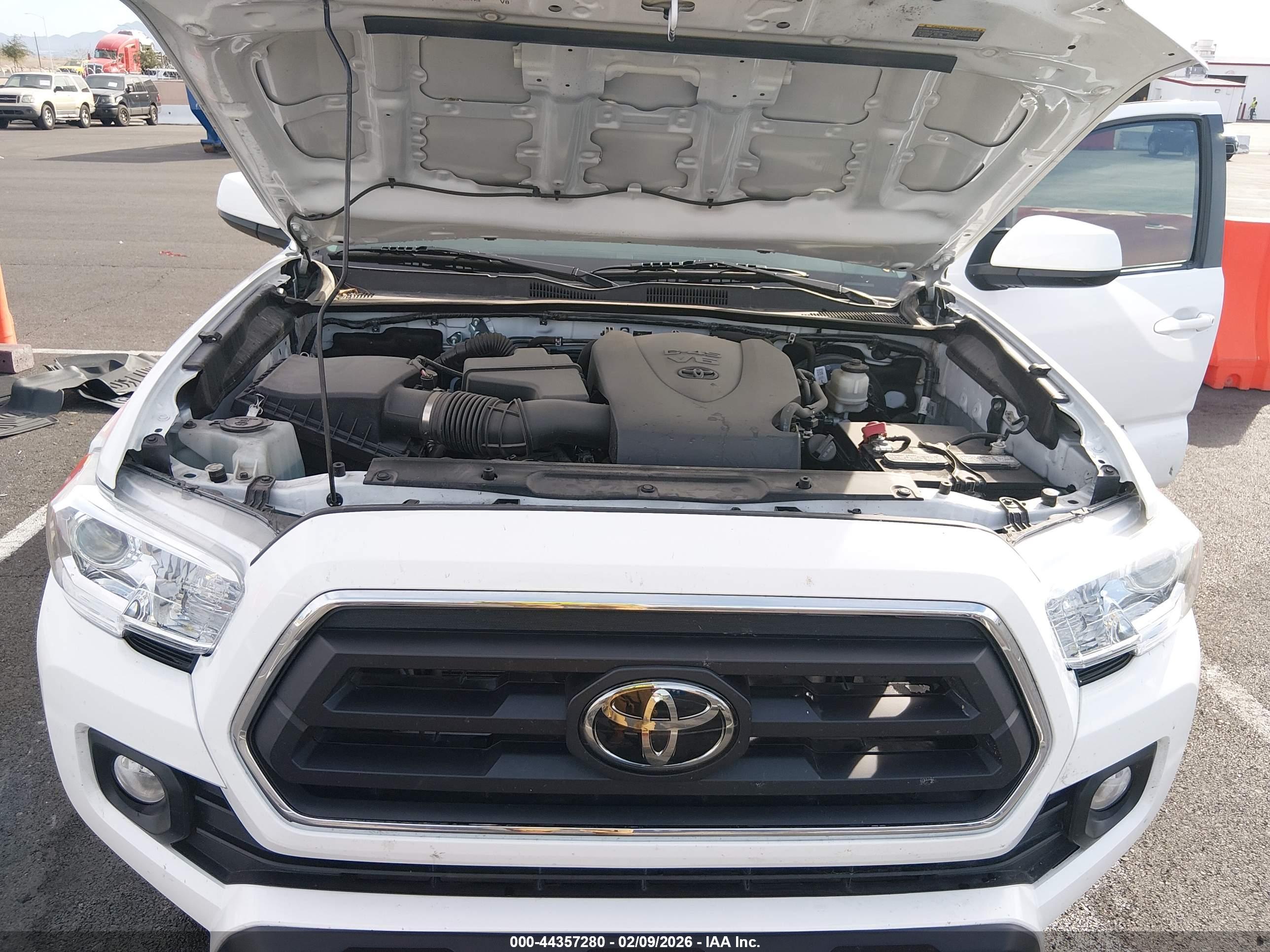 TOYOTA TACOMA image 10