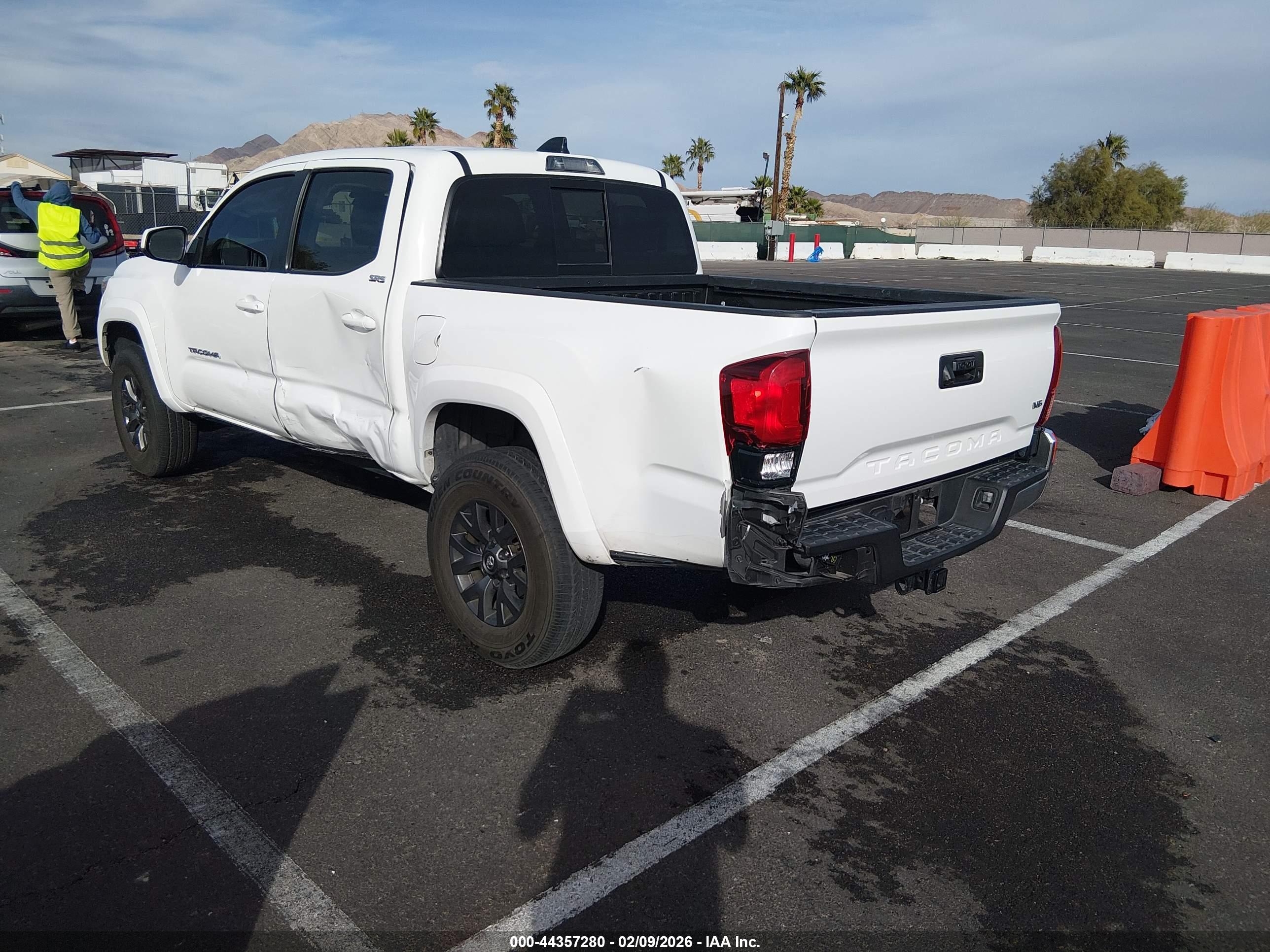 TOYOTA TACOMA image 3