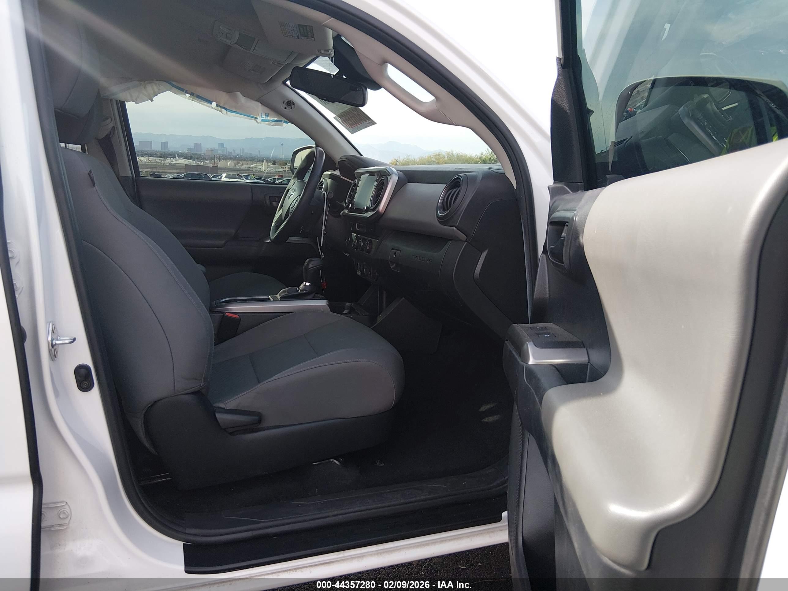TOYOTA TACOMA image 5