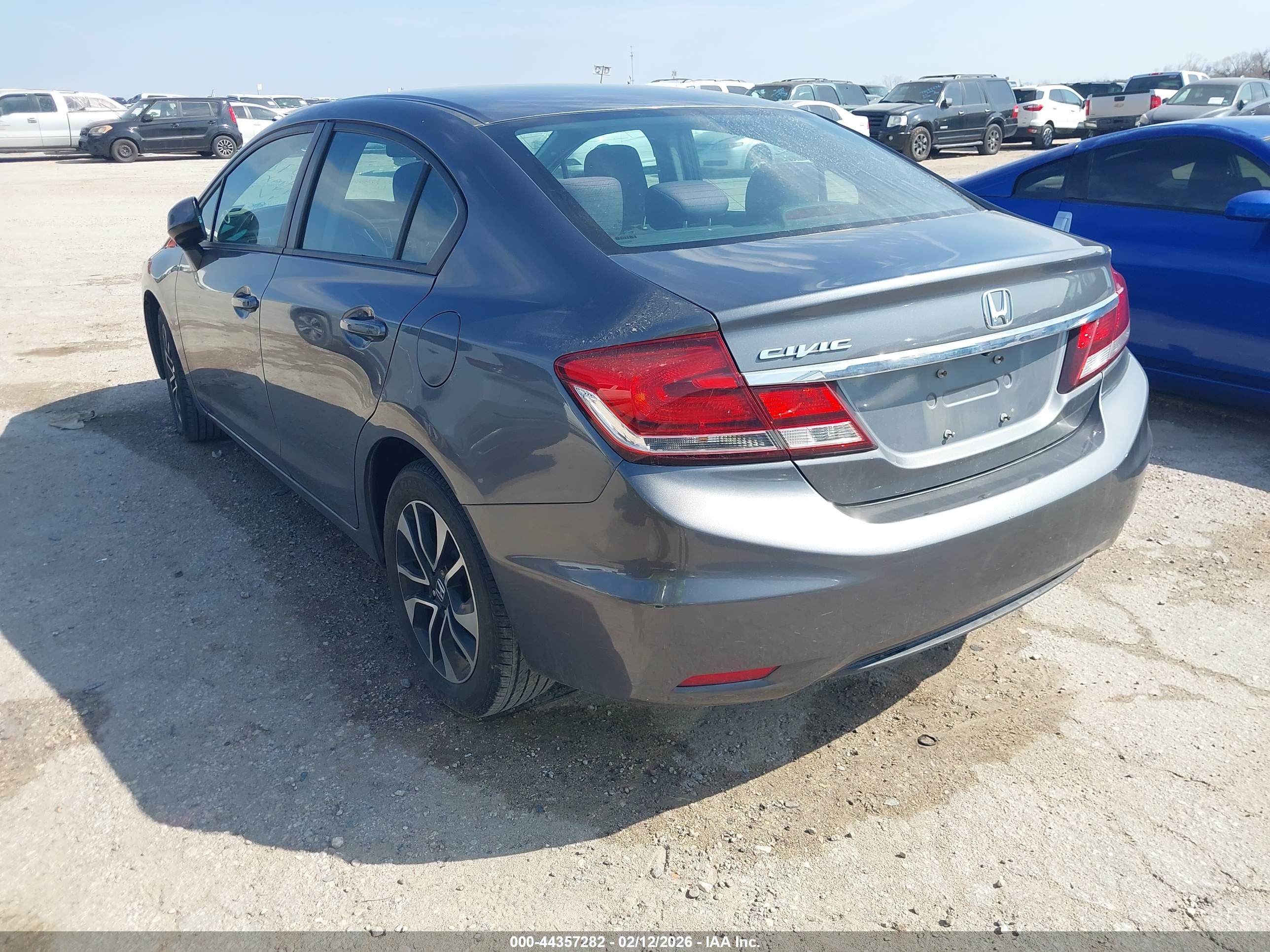 HONDA CIVIC image 3