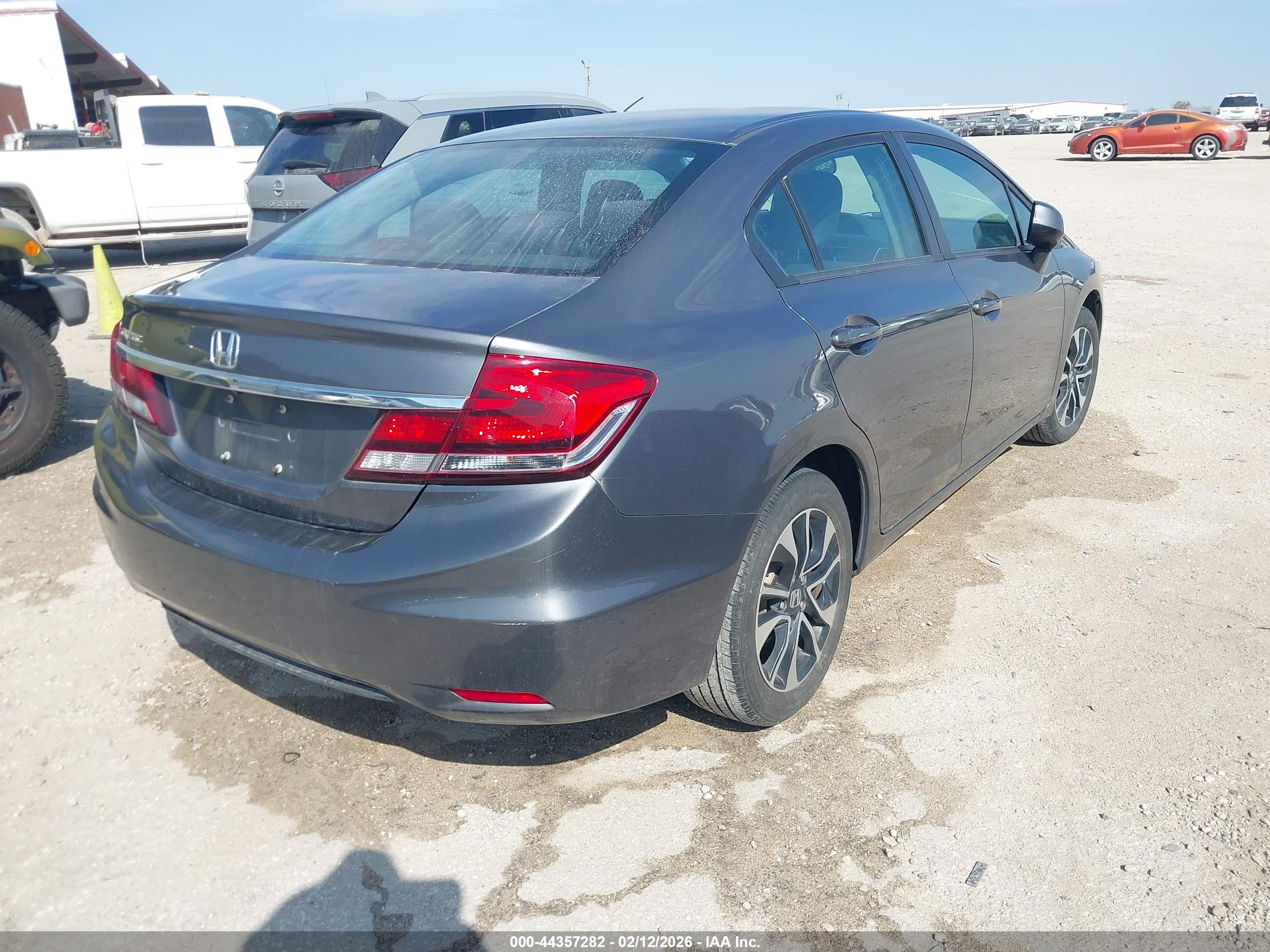 HONDA CIVIC image 4