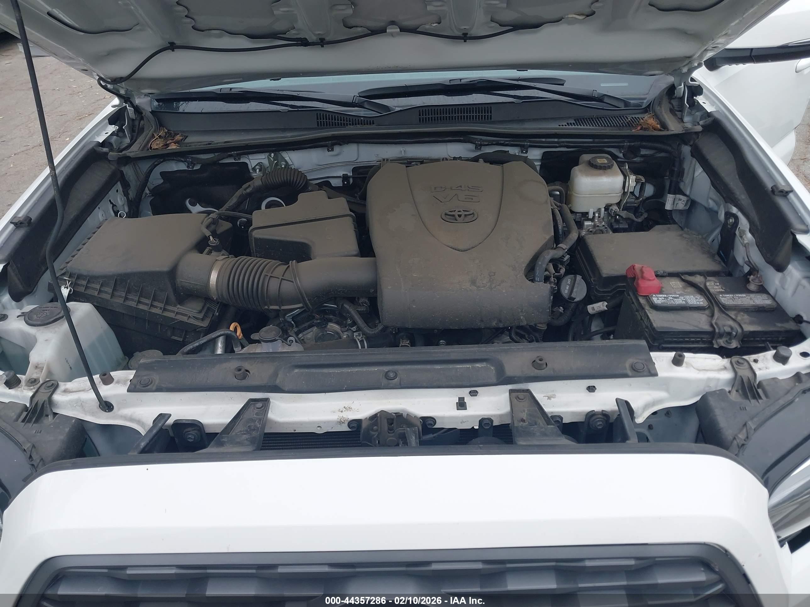 TOYOTA TACOMA image 10