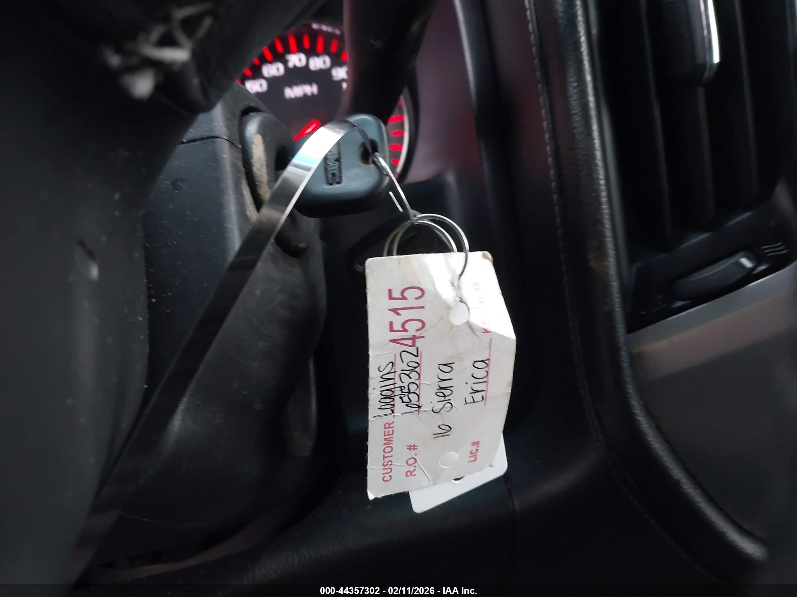 GMC SIERRA image 11